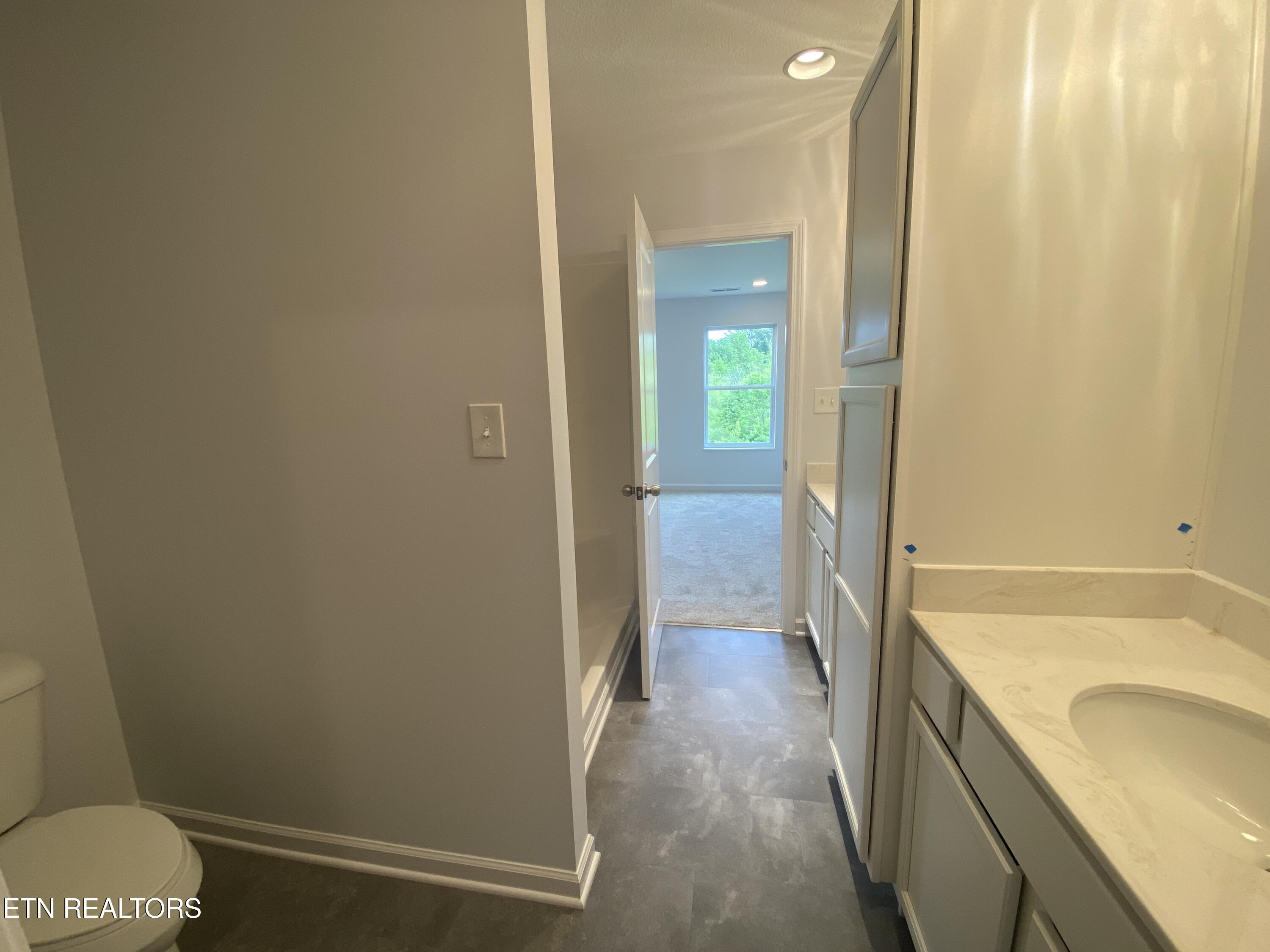 6748 Water Lilly Way Knoxville TN 37918