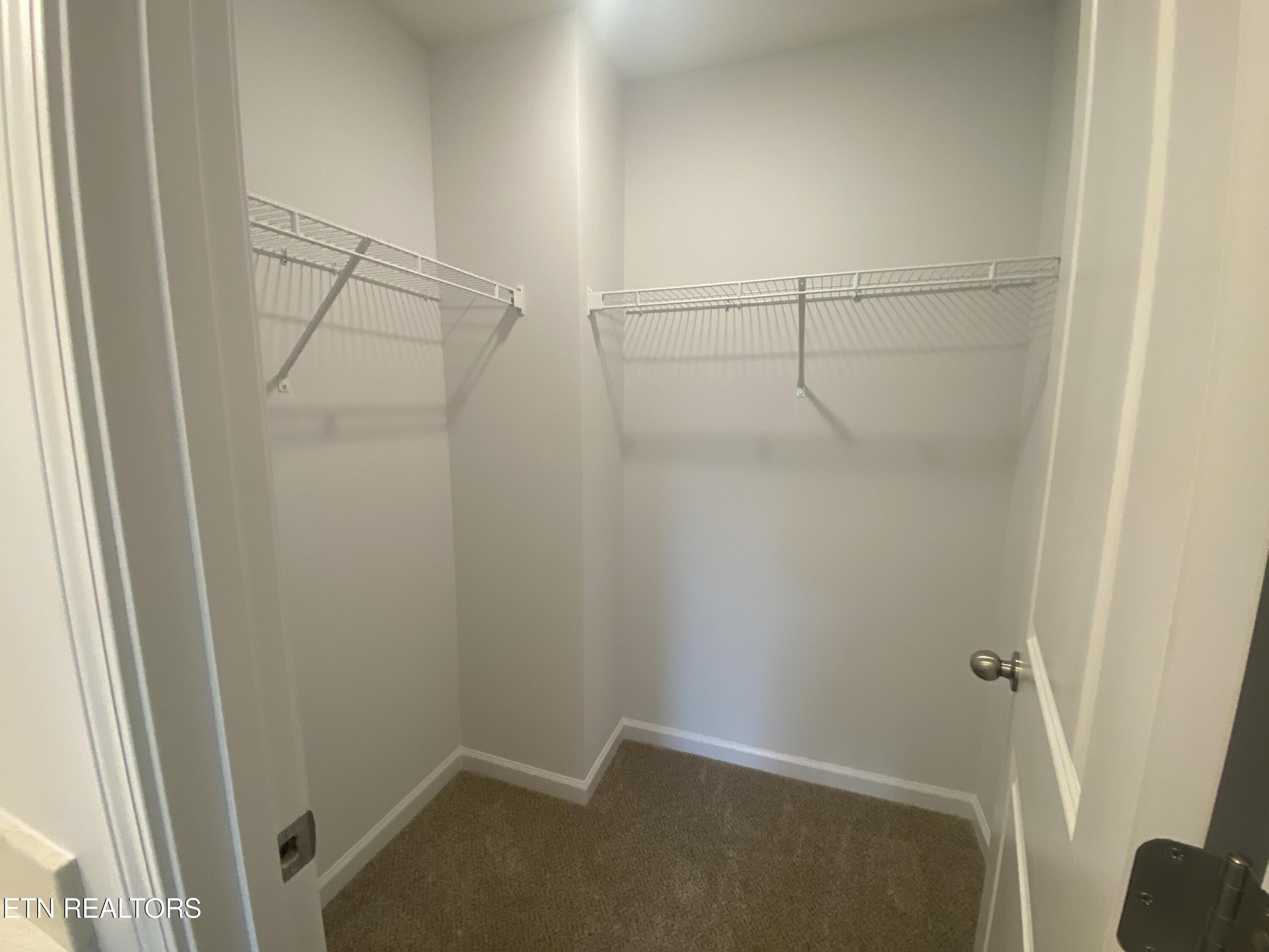 6748 Water Lilly Way Knoxville TN 37918