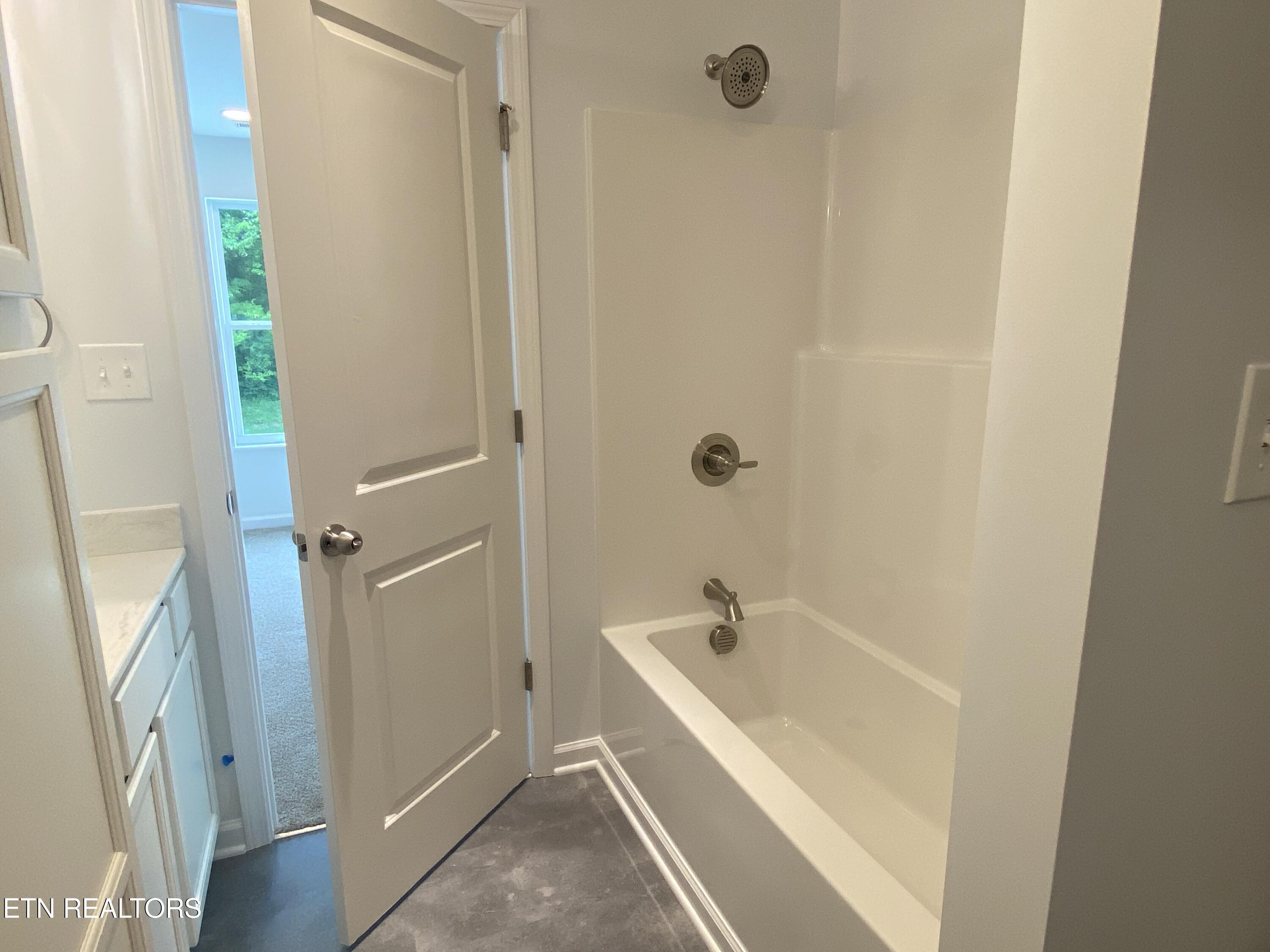 6748 Water Lilly Way Knoxville TN 37918