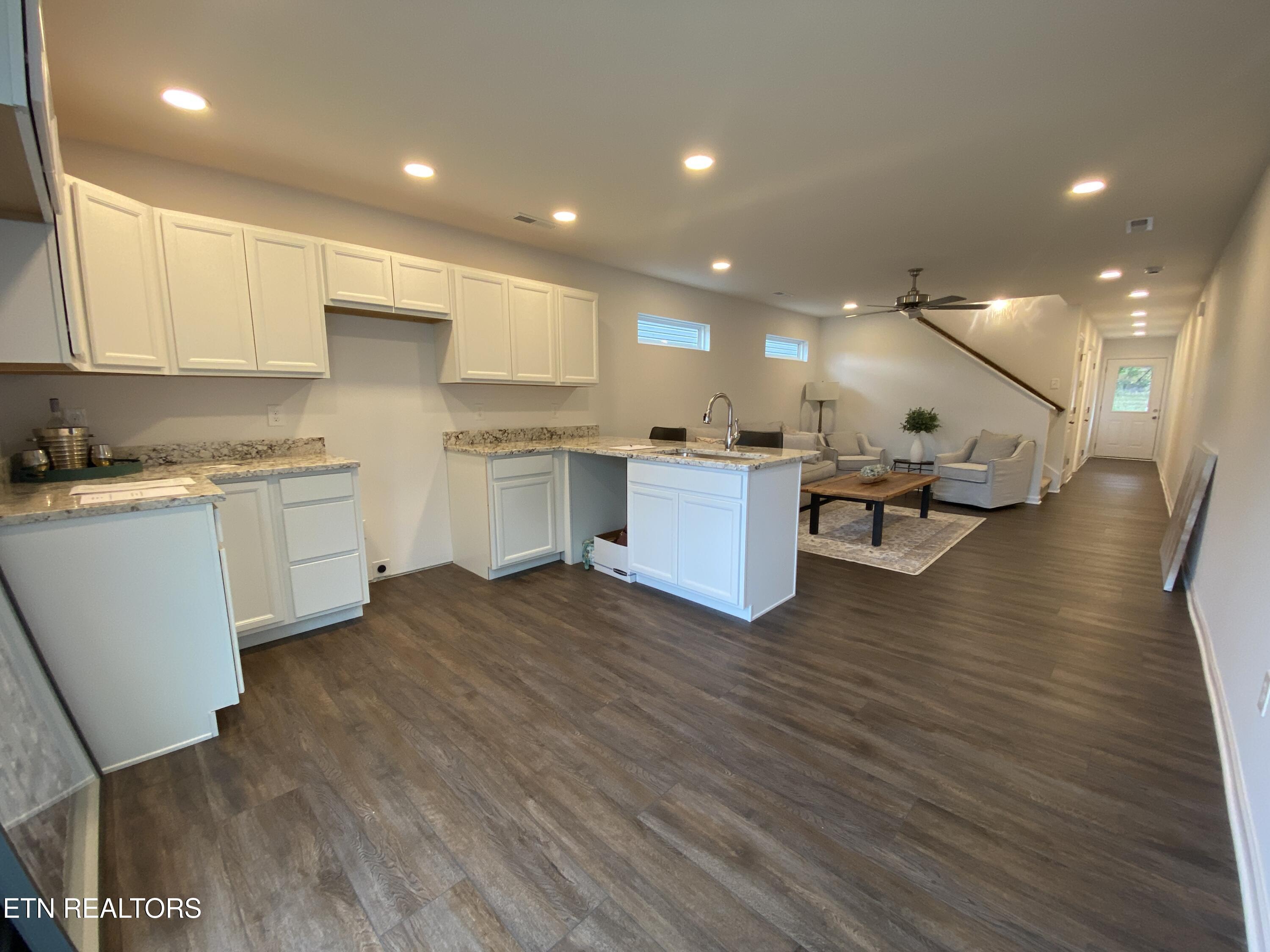 6748 Water Lilly Way Knoxville TN 37918