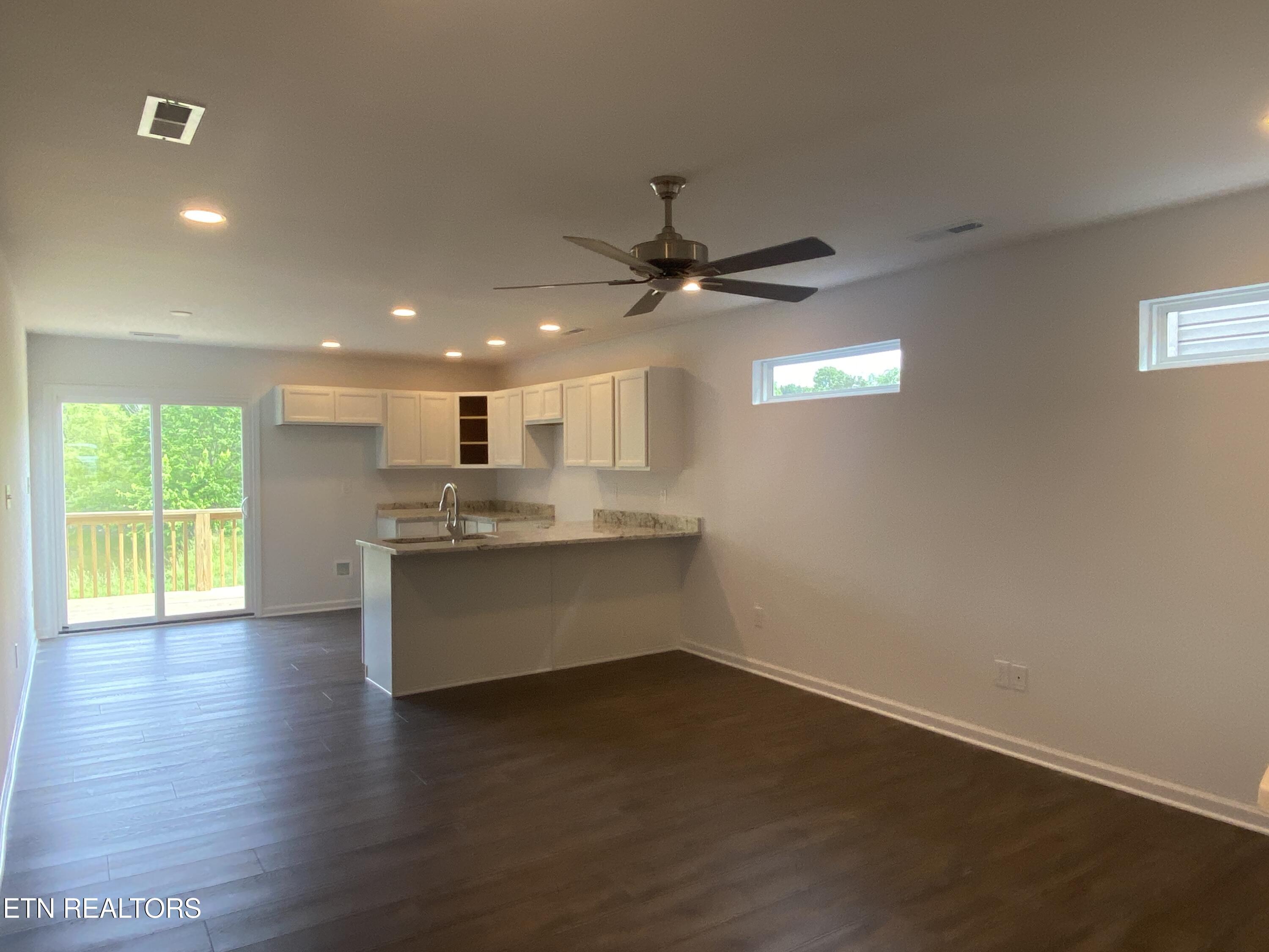 6748 Water Lilly Way Knoxville TN 37918