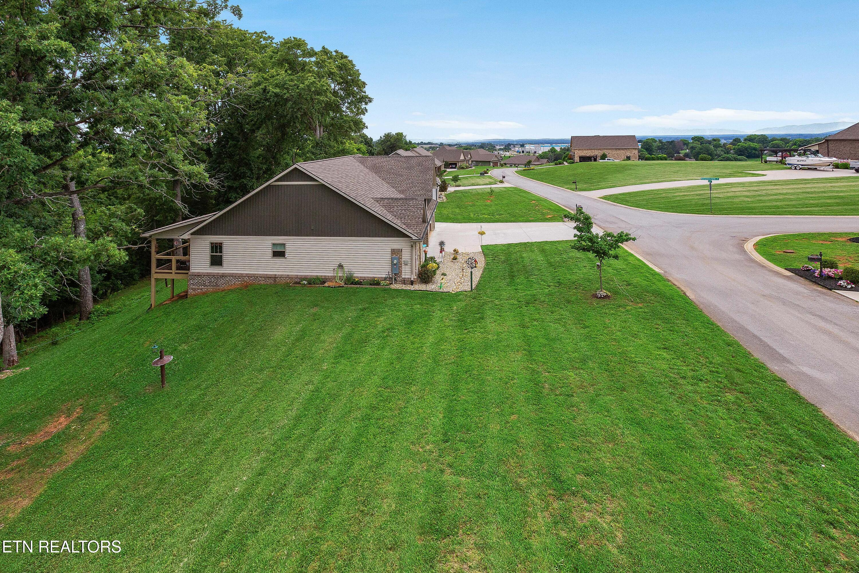 1502 Sally View Drive Friendsville TN 37737