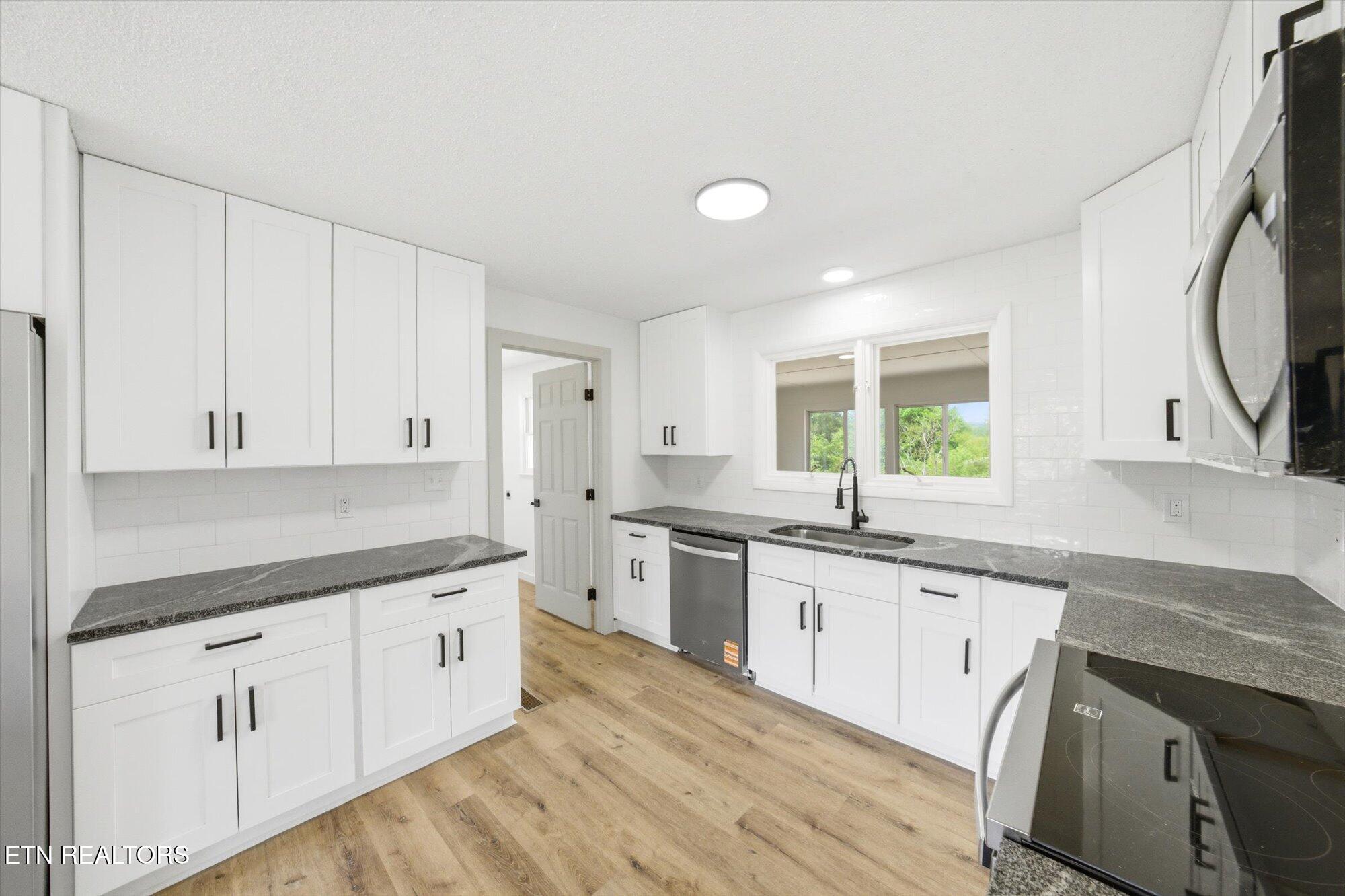 1044 Old Lee Highway Philadelphia TN 37846