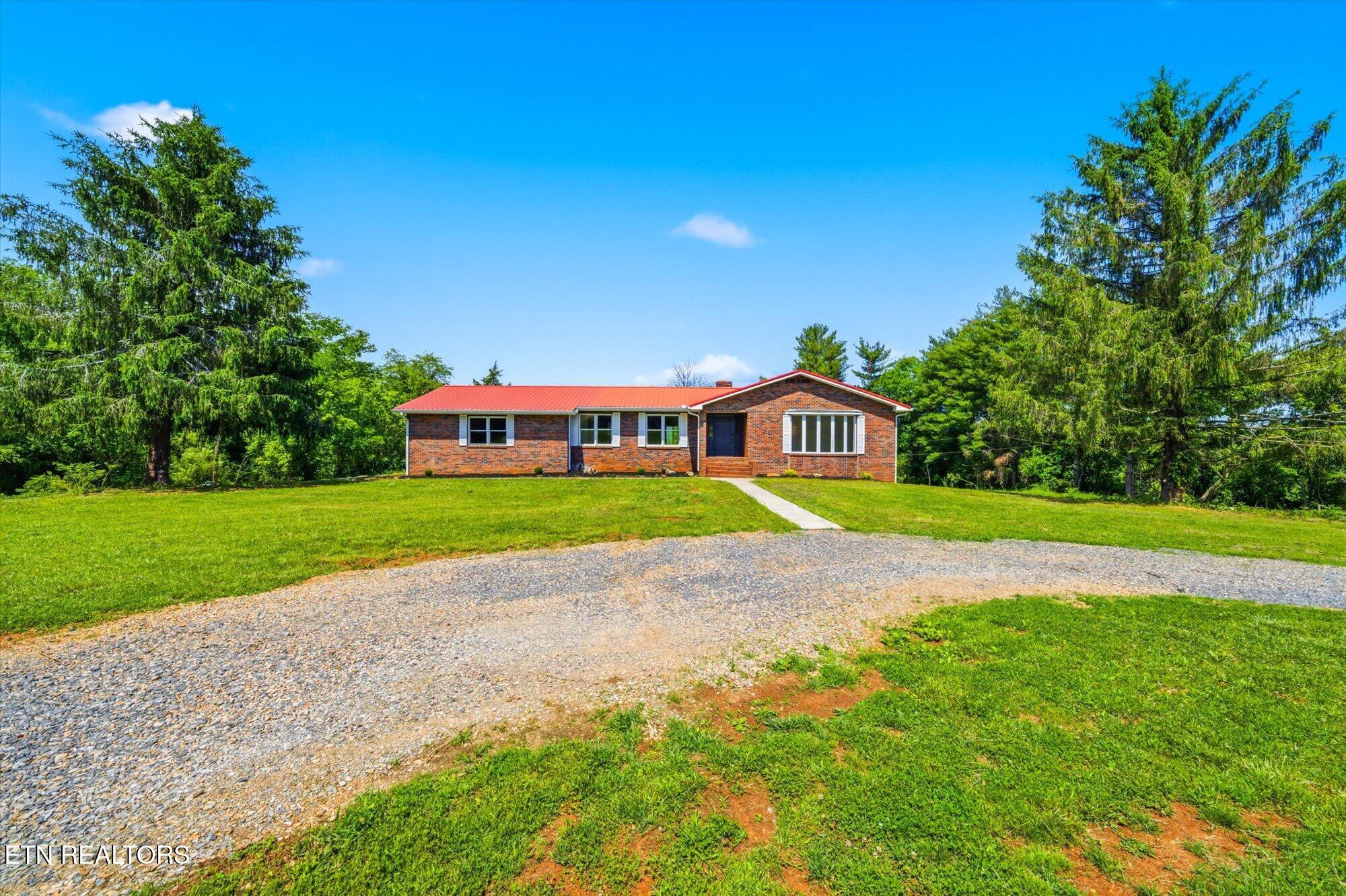 1044 Old Lee Highway Philadelphia TN 37846