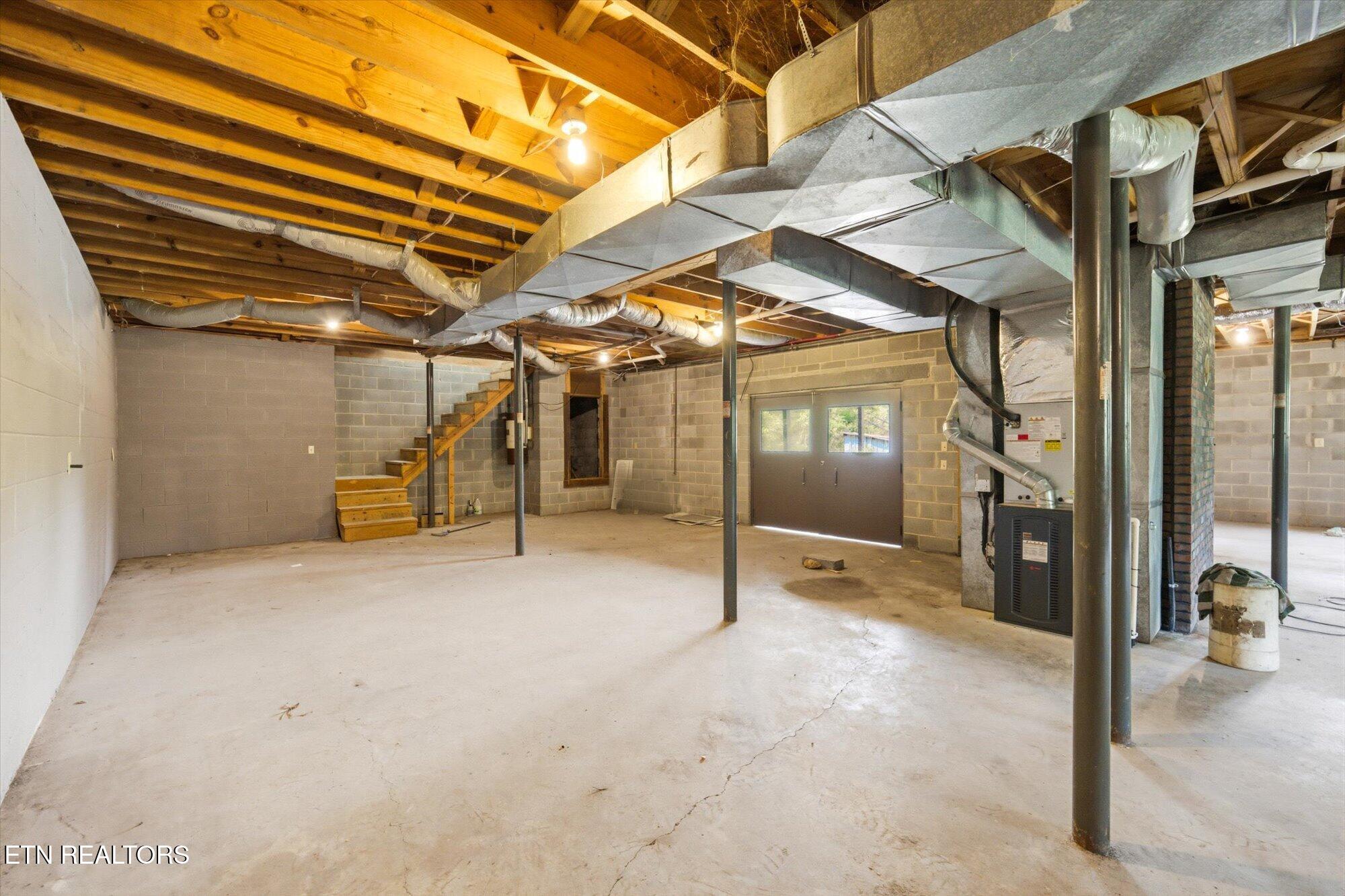 1044 Old Lee Highway Philadelphia TN 37846
