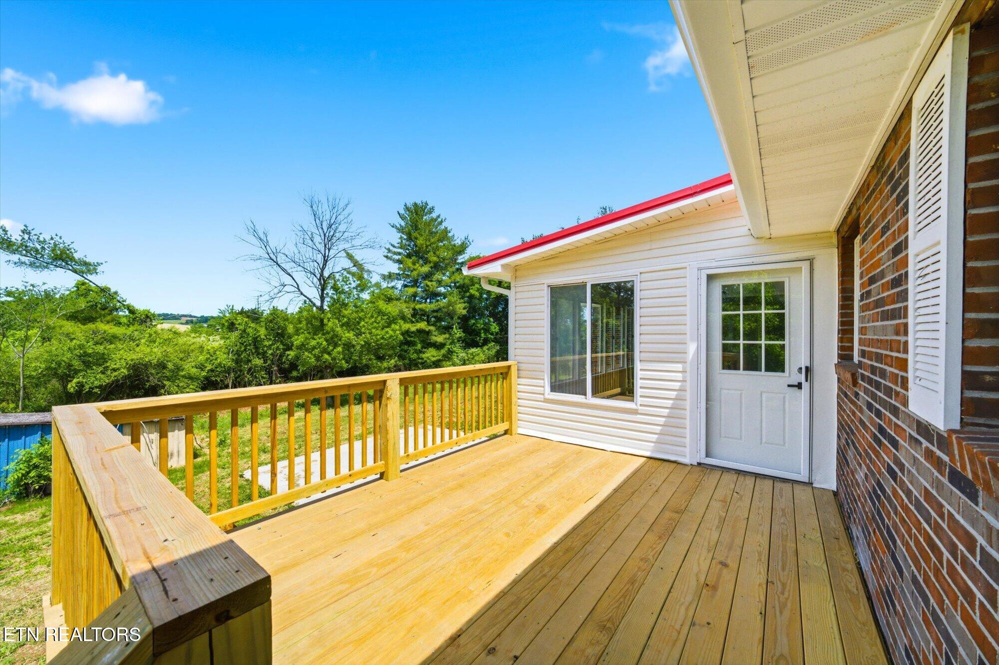 1044 Old Lee Highway Philadelphia TN 37846