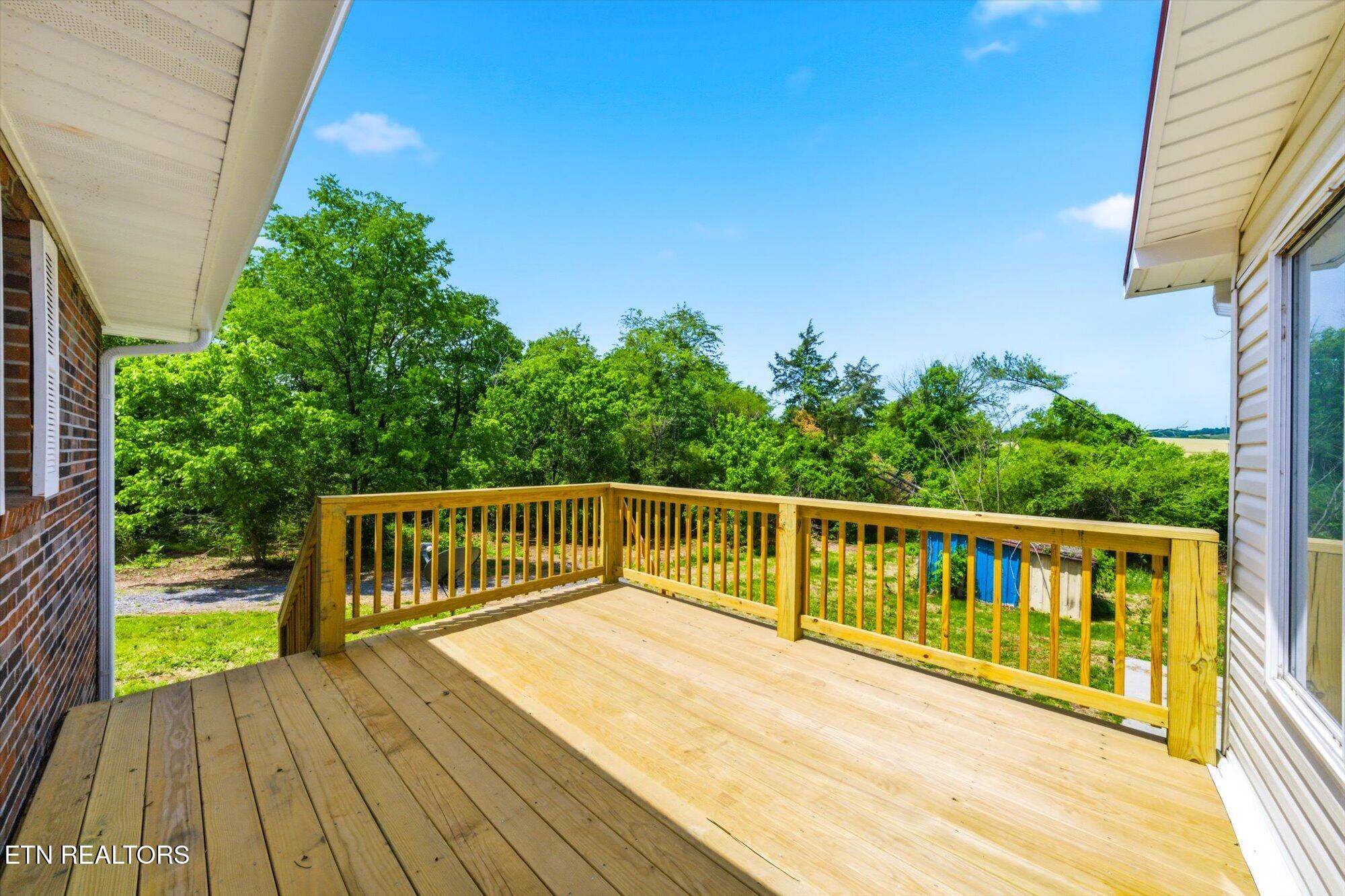 1044 Old Lee Highway Philadelphia TN 37846