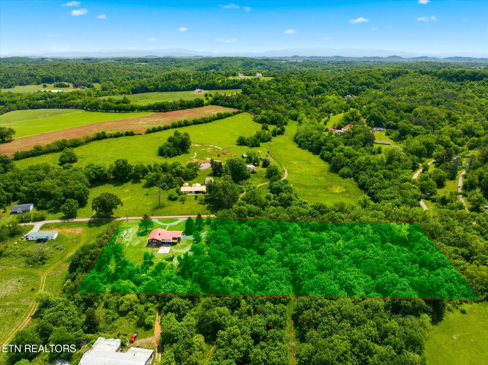 1044 Old Lee Highway Philadelphia TN 37846