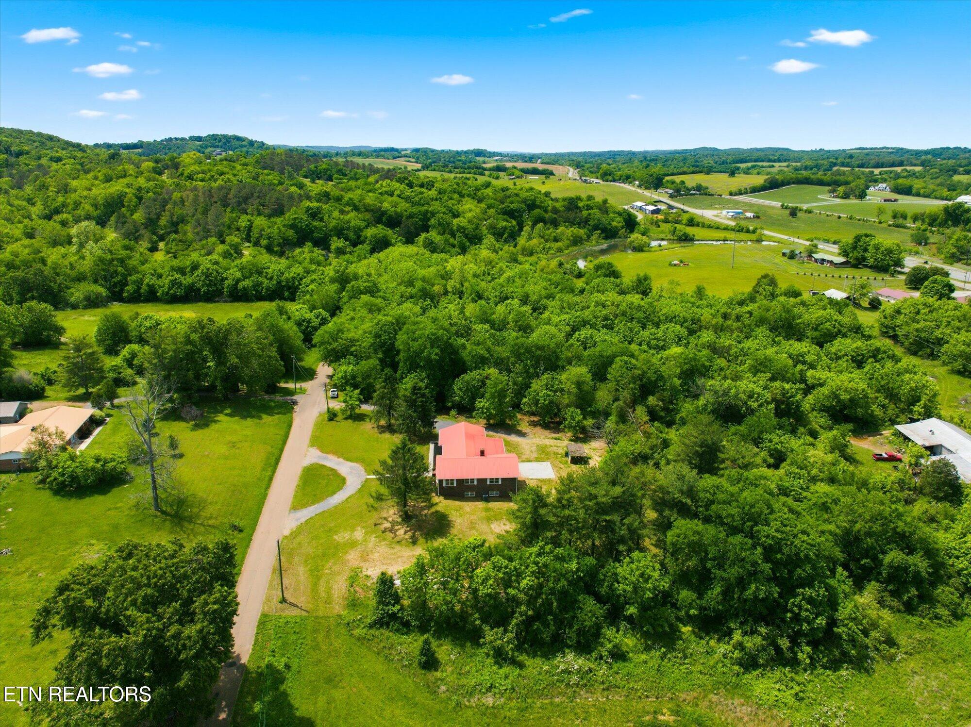 1044 Old Lee Highway Philadelphia TN 37846