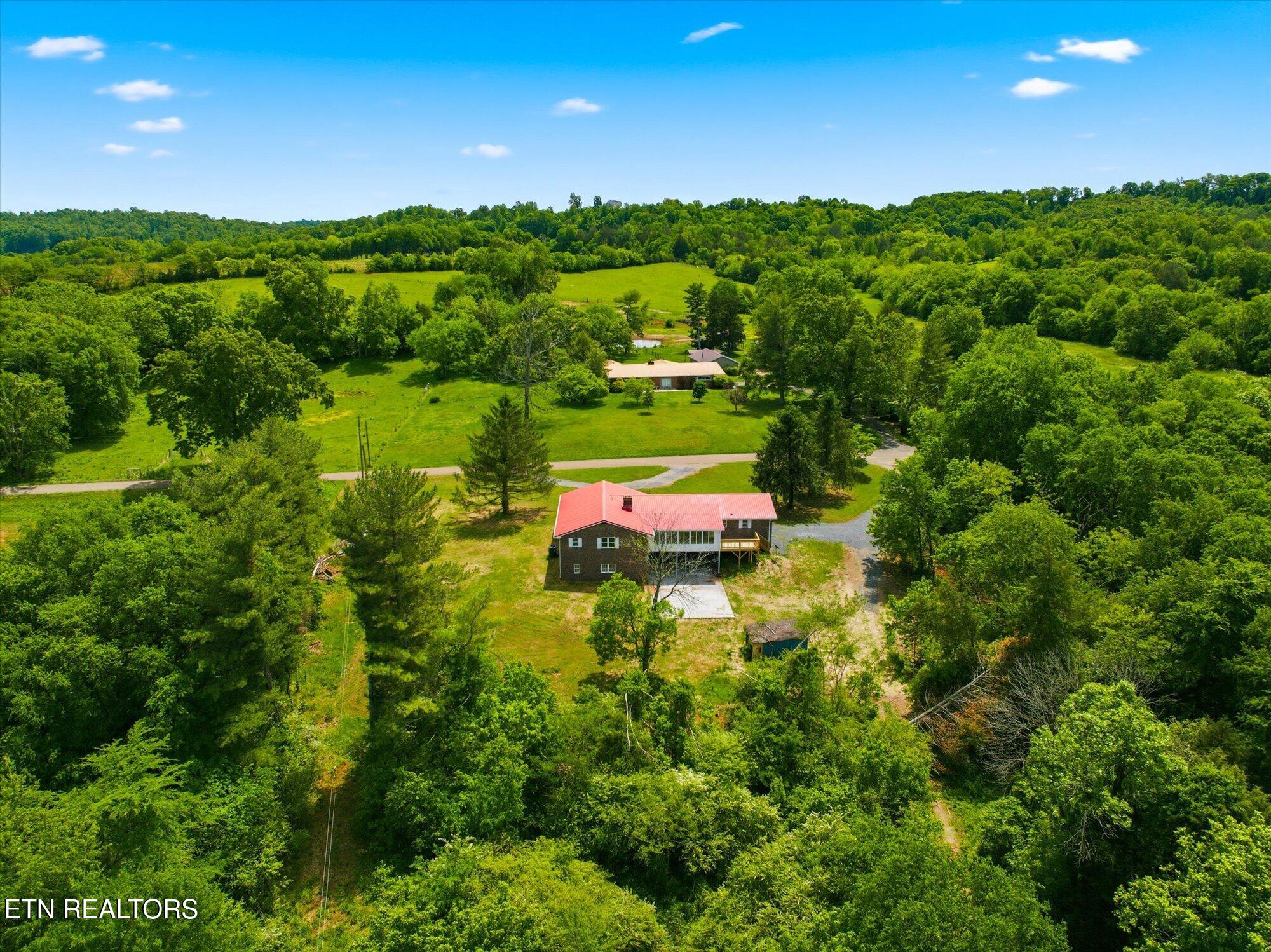 1044 Old Lee Highway Philadelphia TN 37846