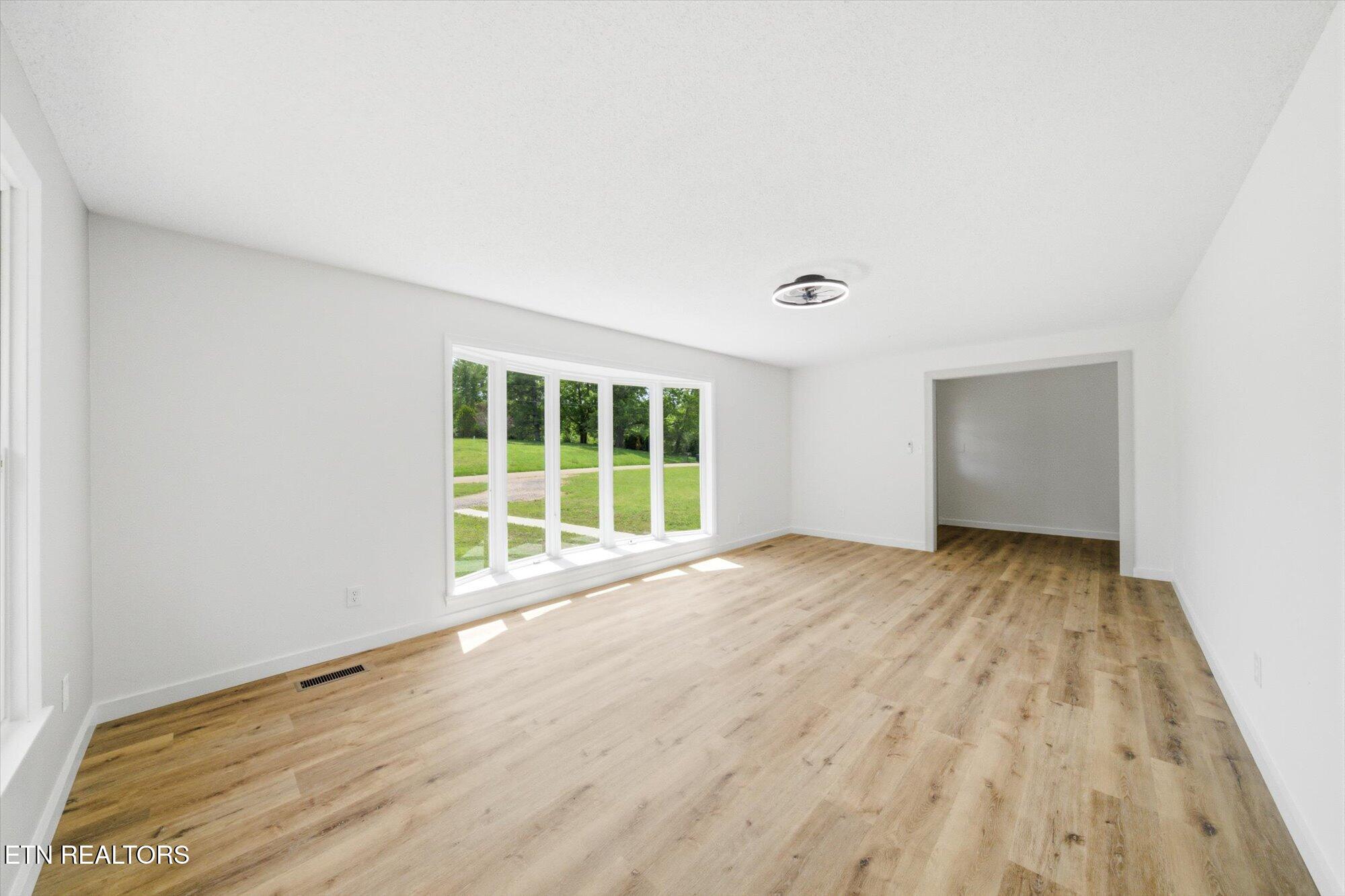 1044 Old Lee Highway Philadelphia TN 37846