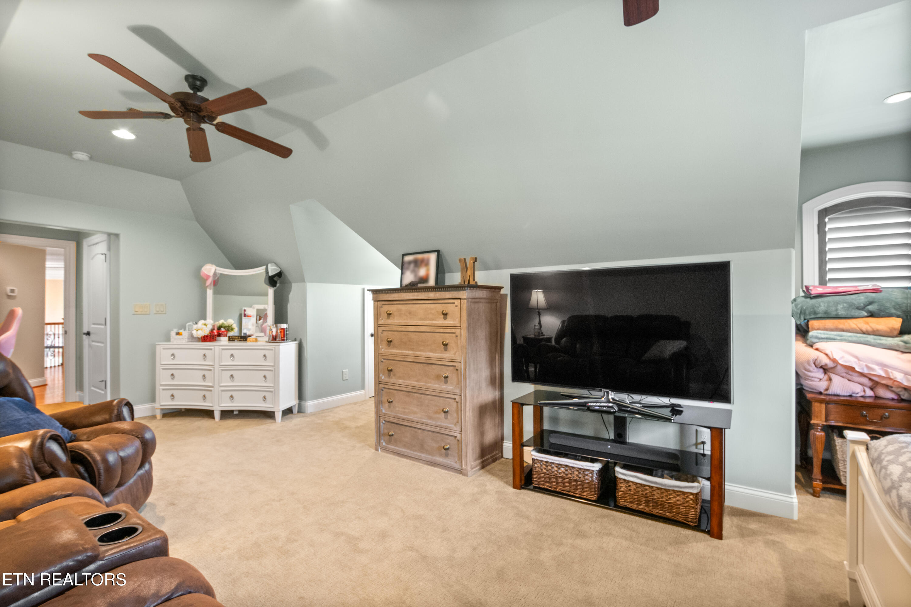 759 Indian Mountain Road Jellico TN 37762