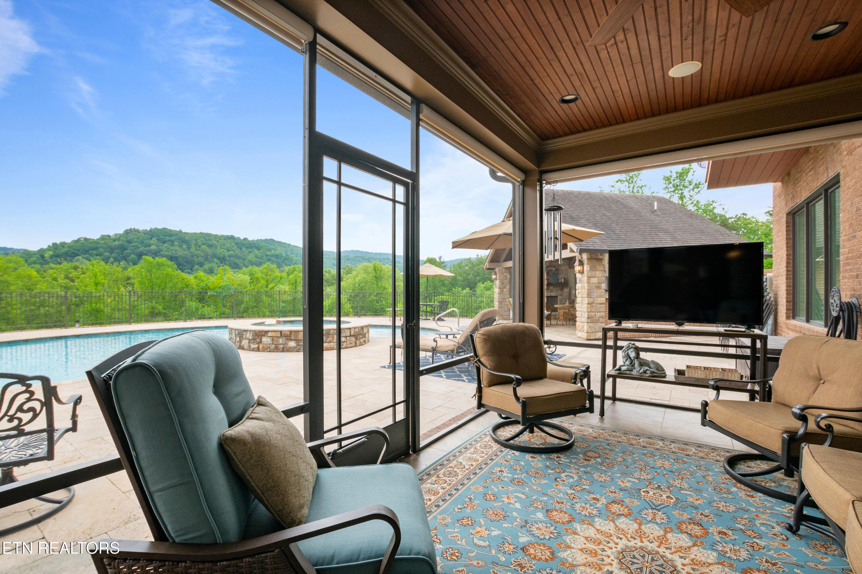 759 Indian Mountain Road Jellico TN 37762