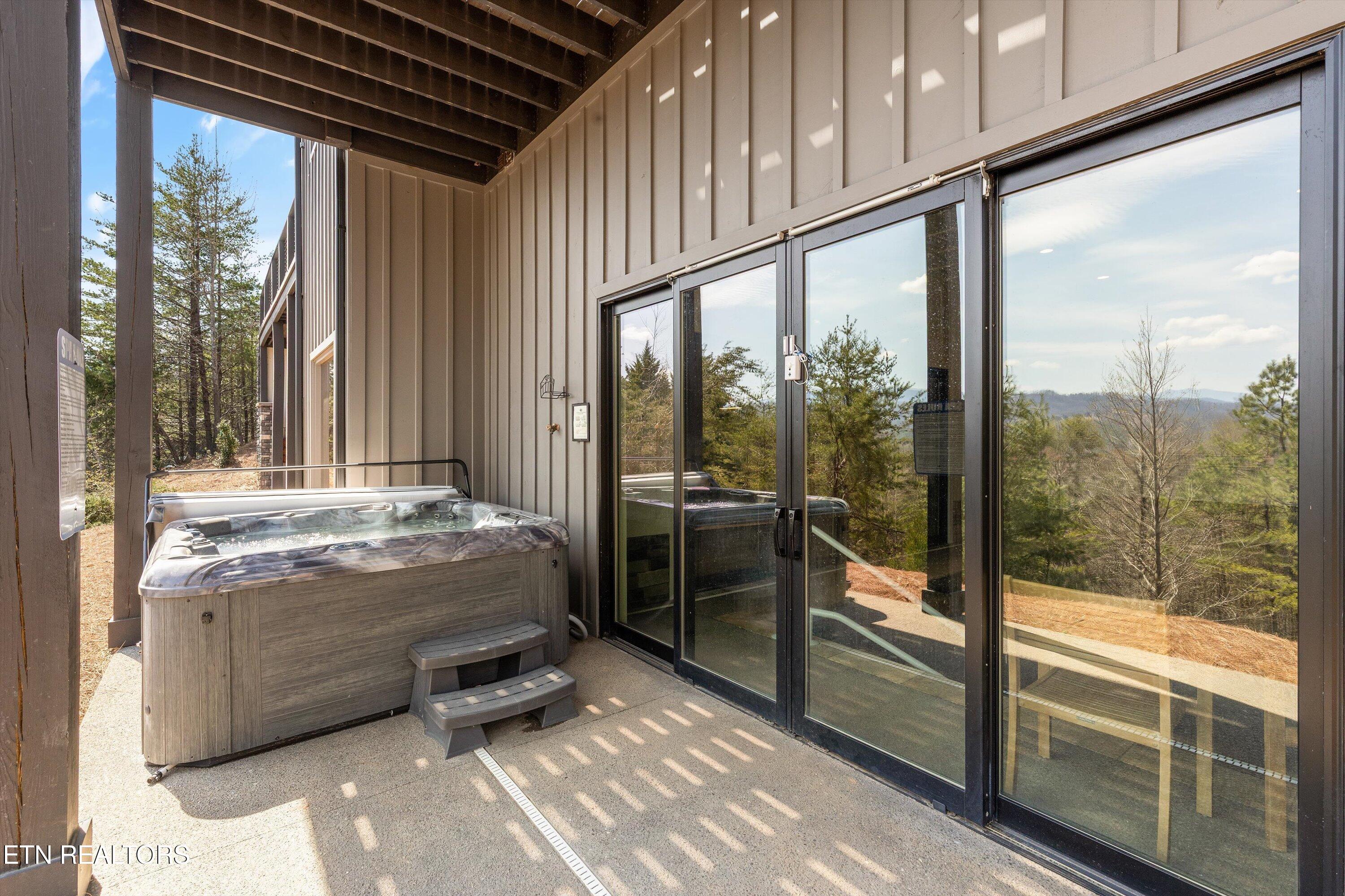 2342 Smoky Vista Way Sevierville TN 37862