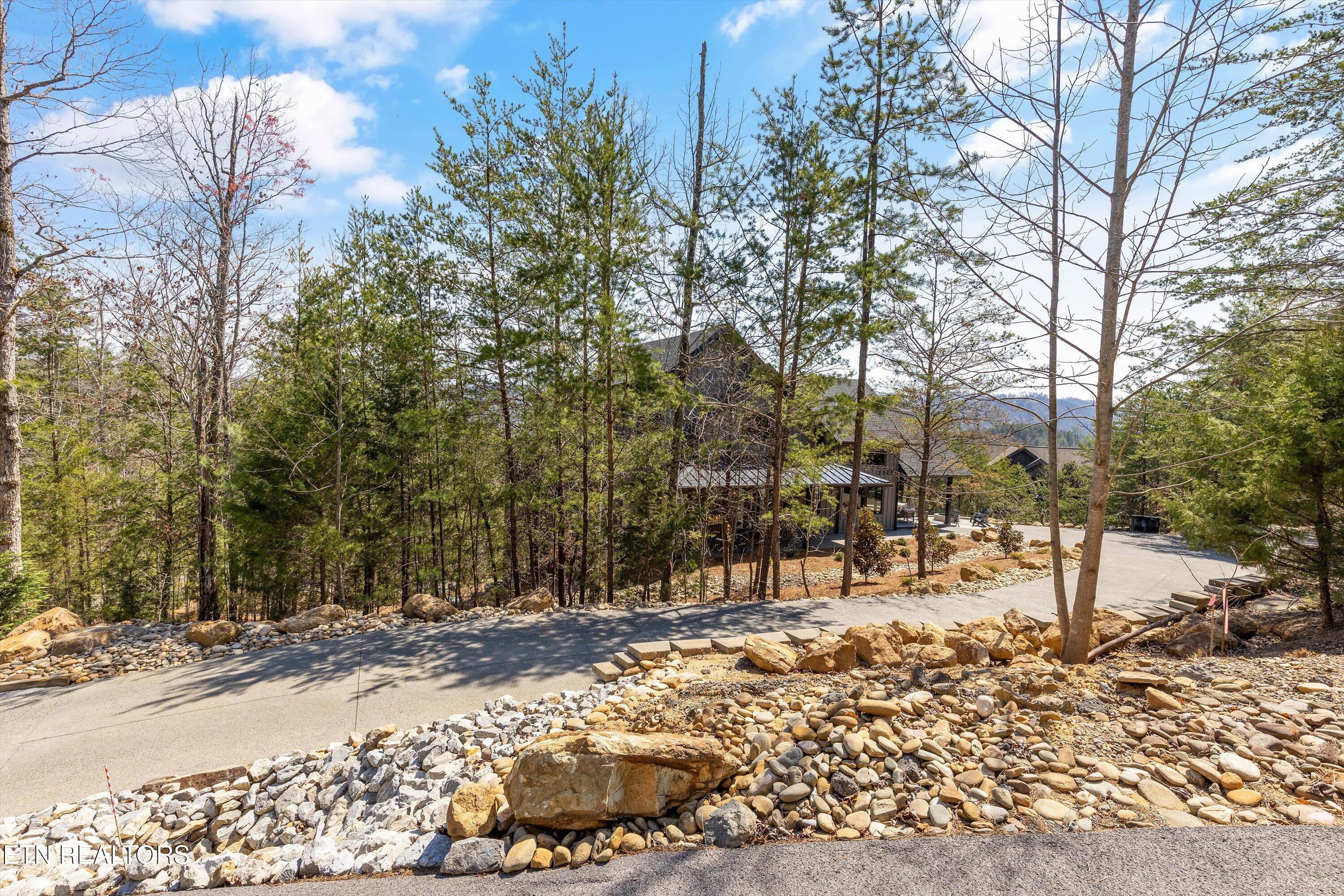 2342 Smoky Vista Way Sevierville TN 37862
