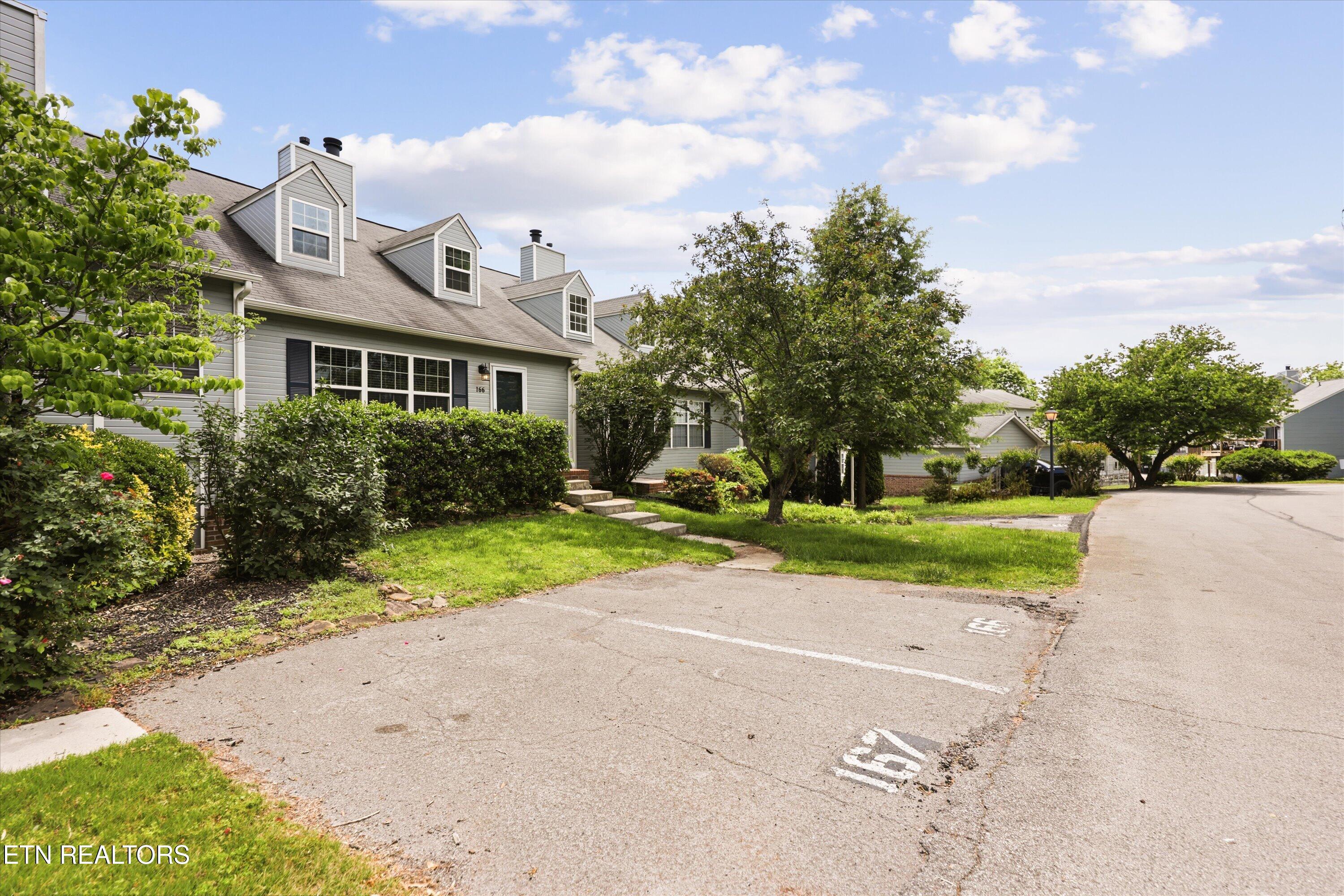 804 Olde Pioneer Trail Knoxville TN 37923