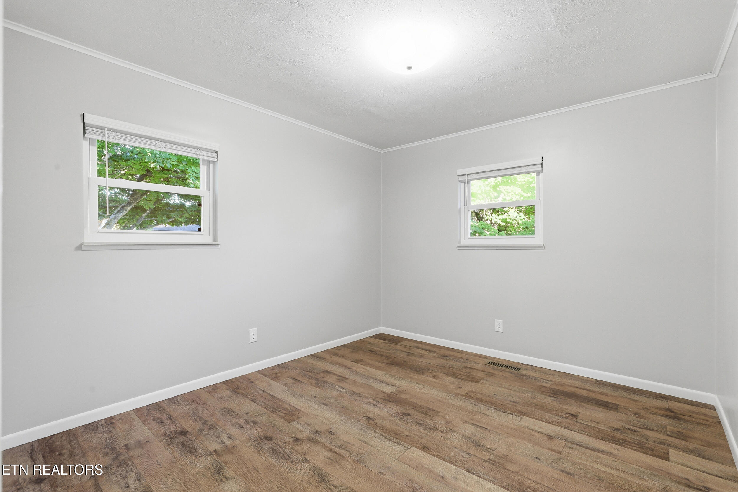 819 Rutledge Pike Blaine TN 37709