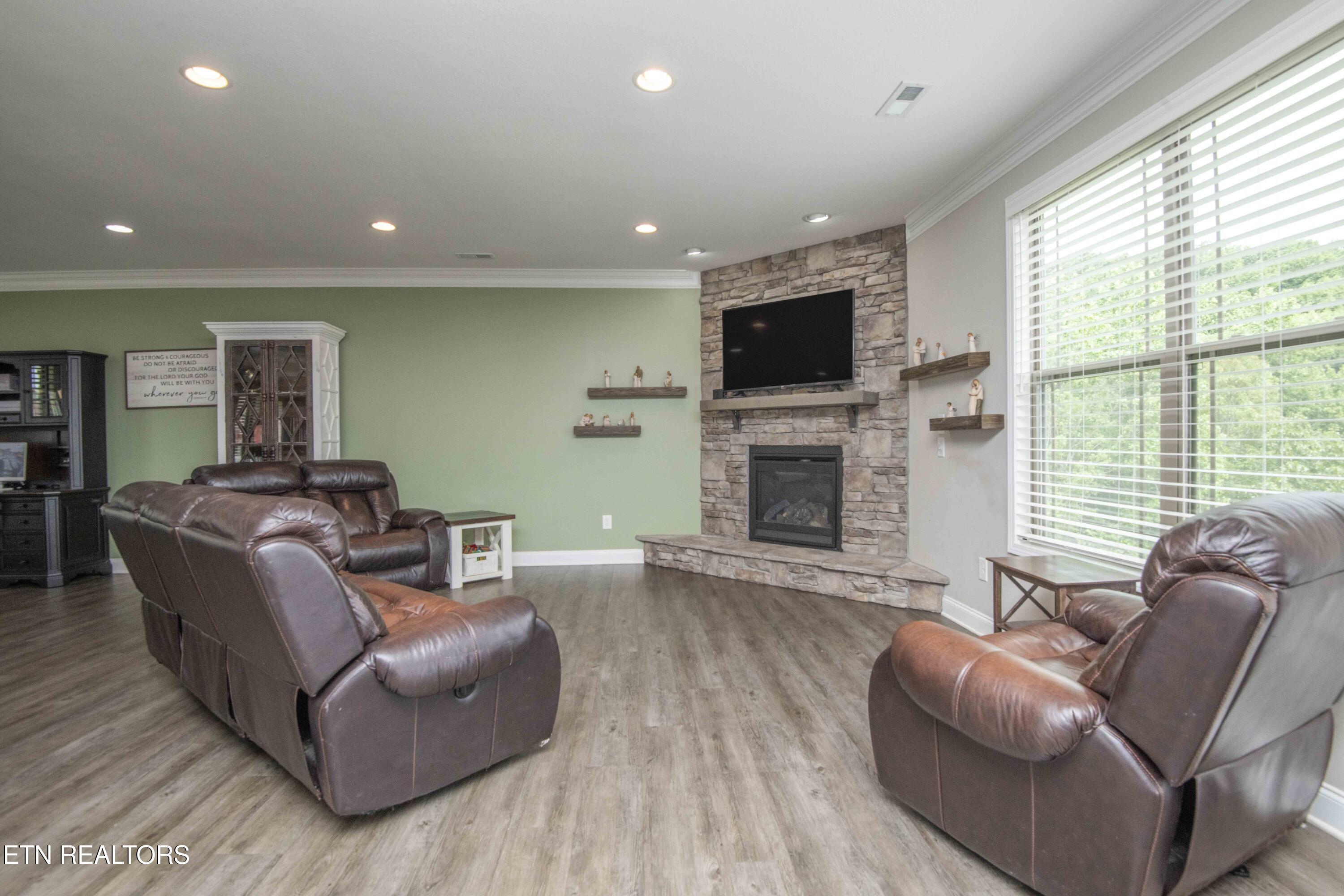 1905 Highlands Ridge Lane Knoxville TN 37932
