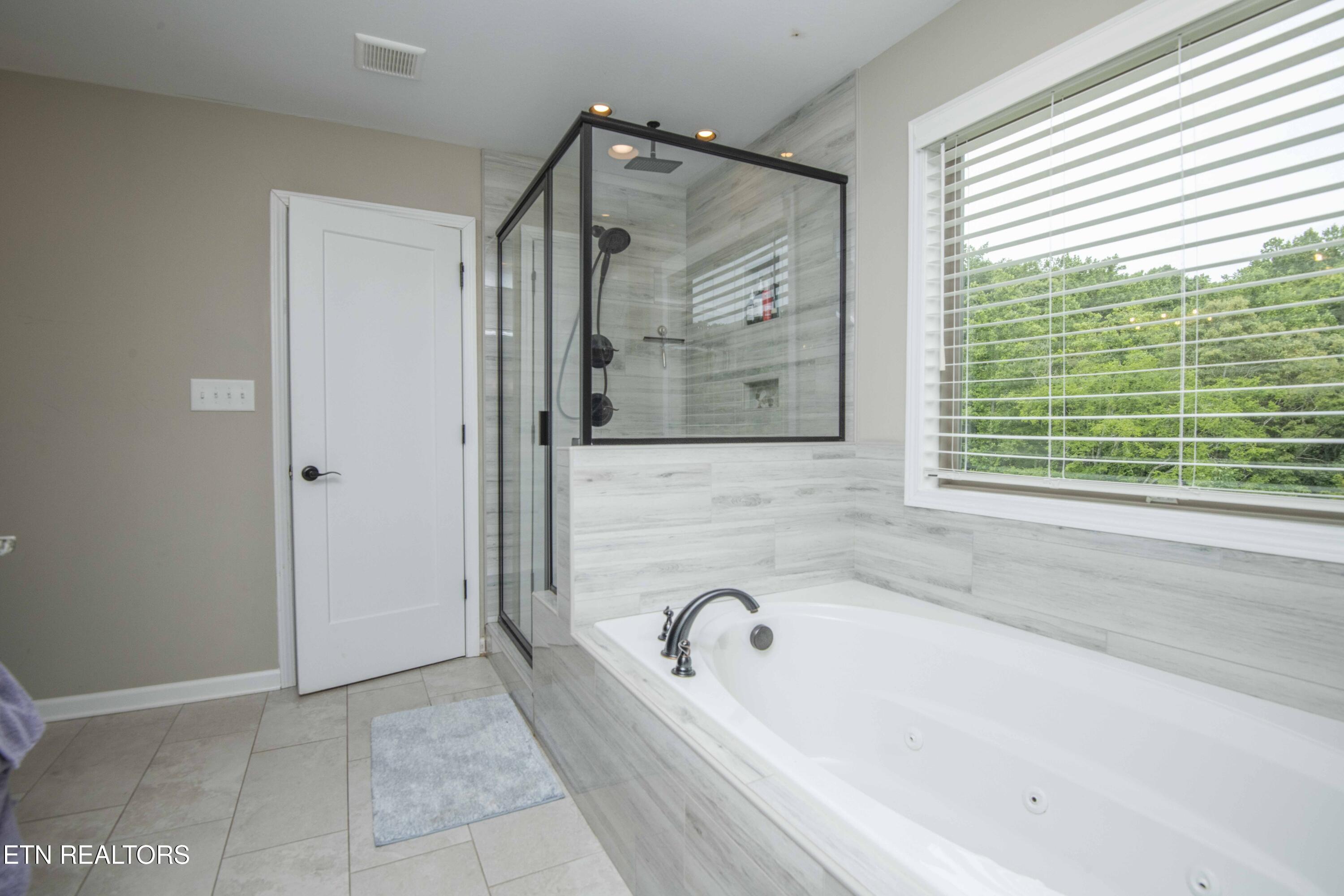 1905 Highlands Ridge Lane Knoxville TN 37932