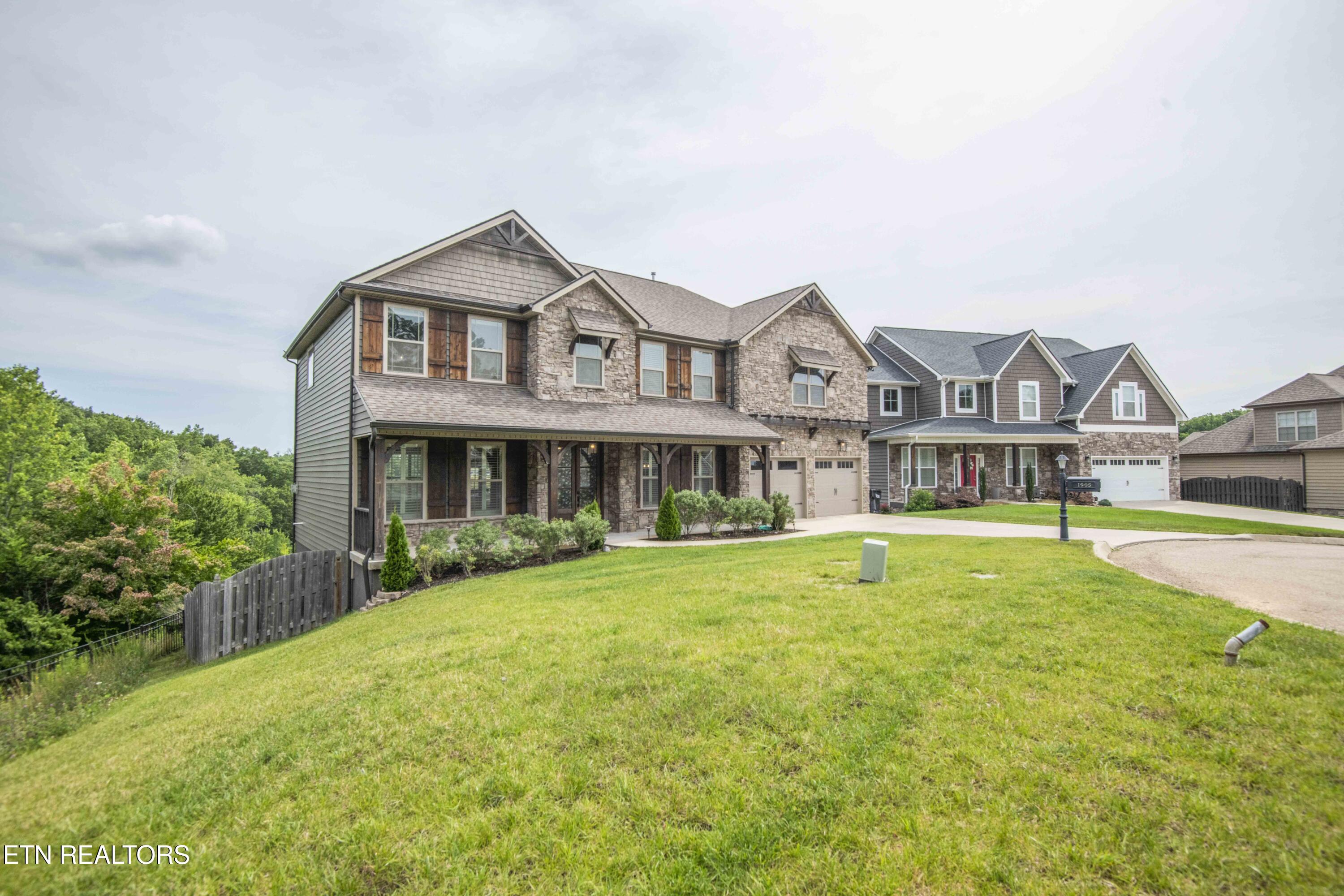 1905 Highlands Ridge Lane Knoxville TN 37932