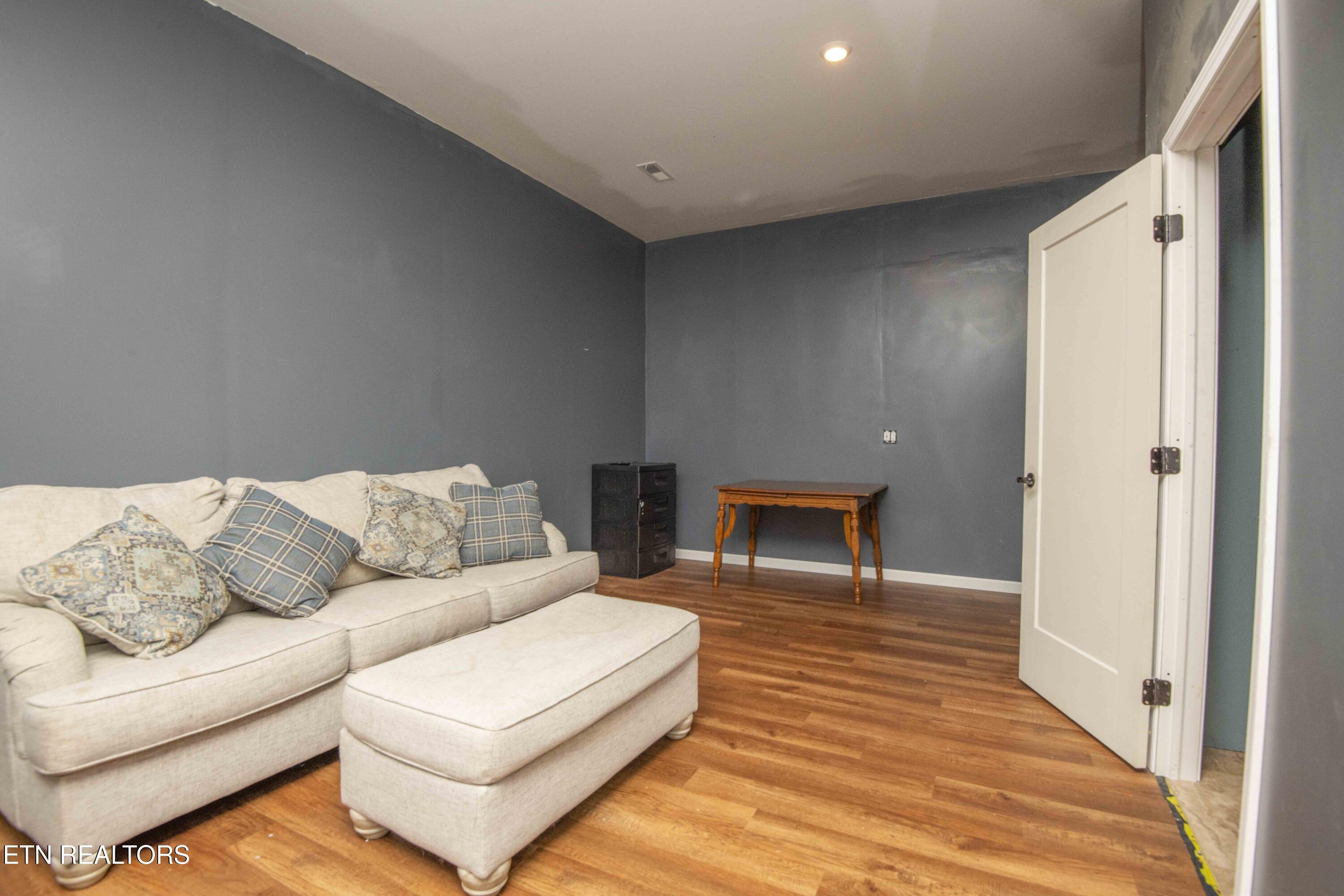 1905 Highlands Ridge Lane Knoxville TN 37932