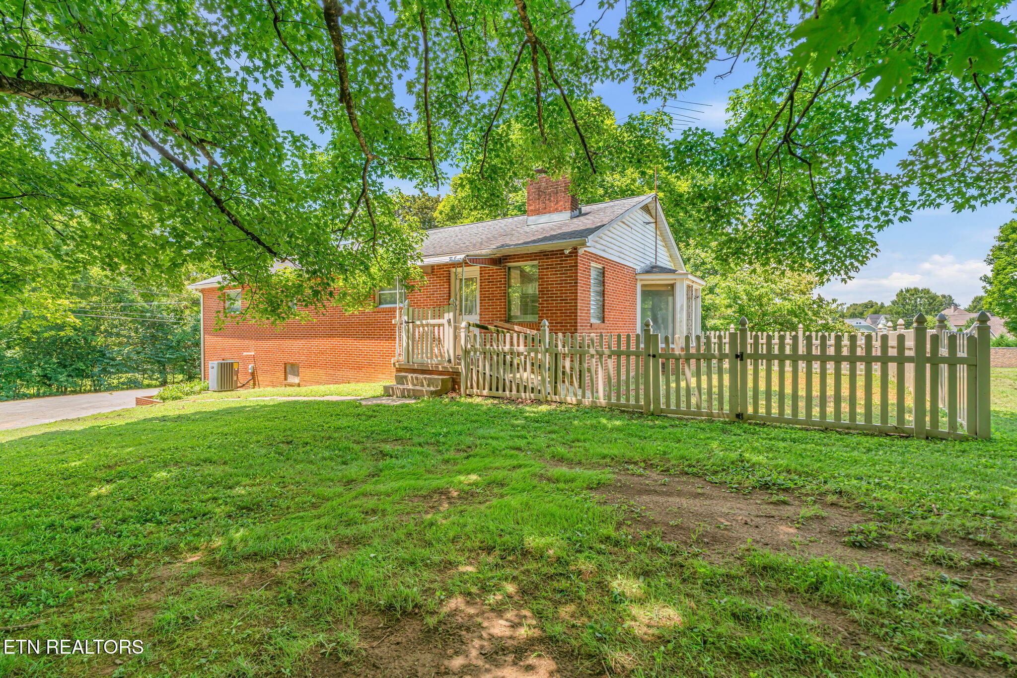 1812 E Governor John Sevier Highway Knoxville TN 37920