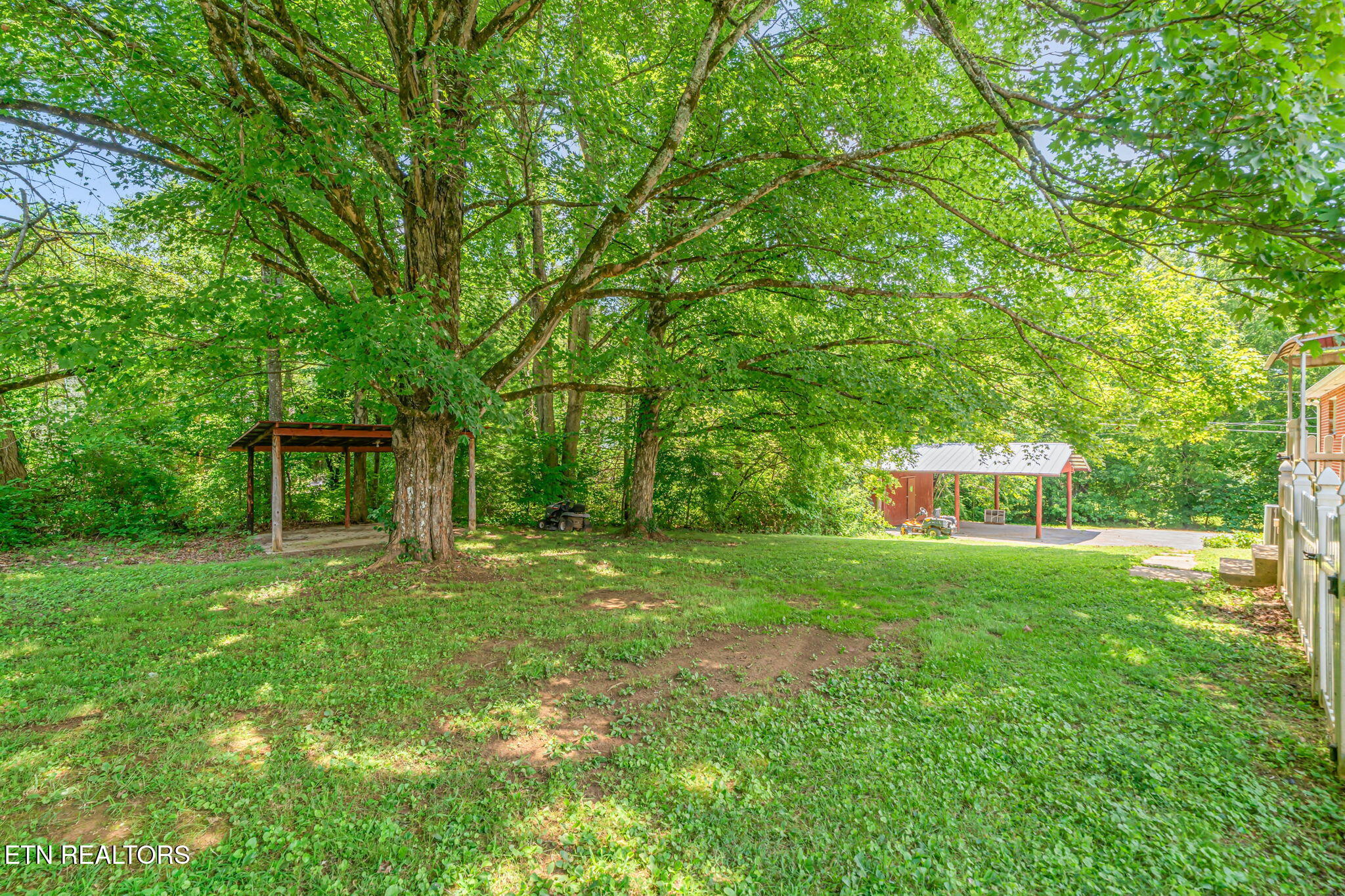 1812 E Governor John Sevier Highway Knoxville TN 37920