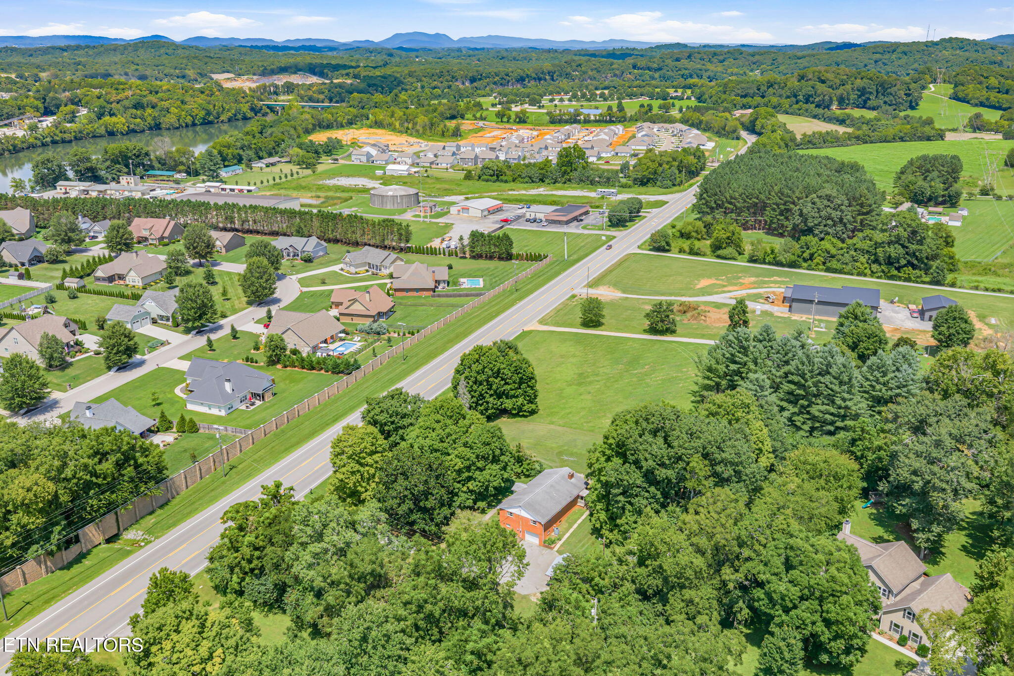 1812 E Governor John Sevier Highway Knoxville TN 37920