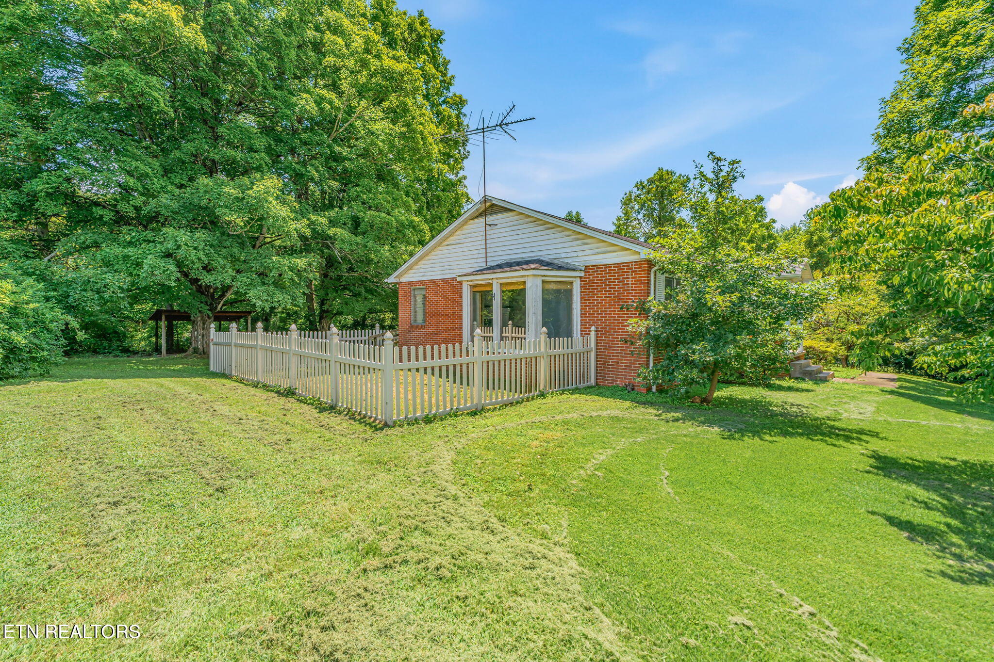 1812 E Governor John Sevier Highway Knoxville TN 37920