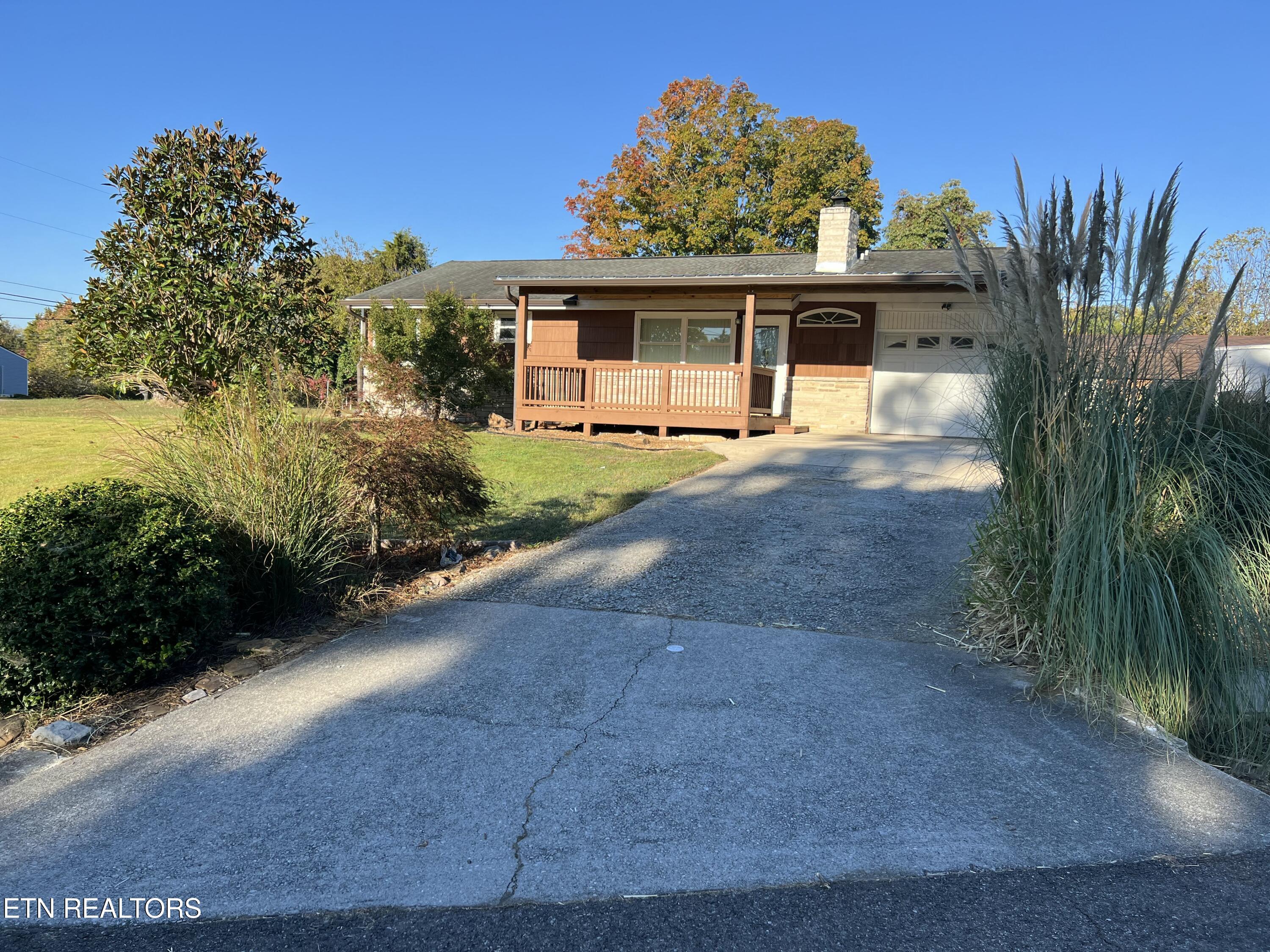 605 Ozark Circle Knoxville TN 37912