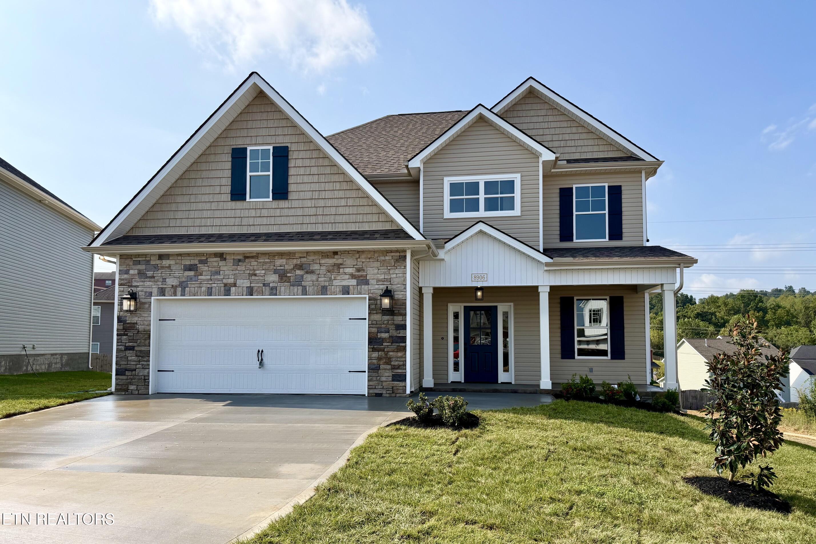 8906 Queensdale Lane Knoxville TN 37924