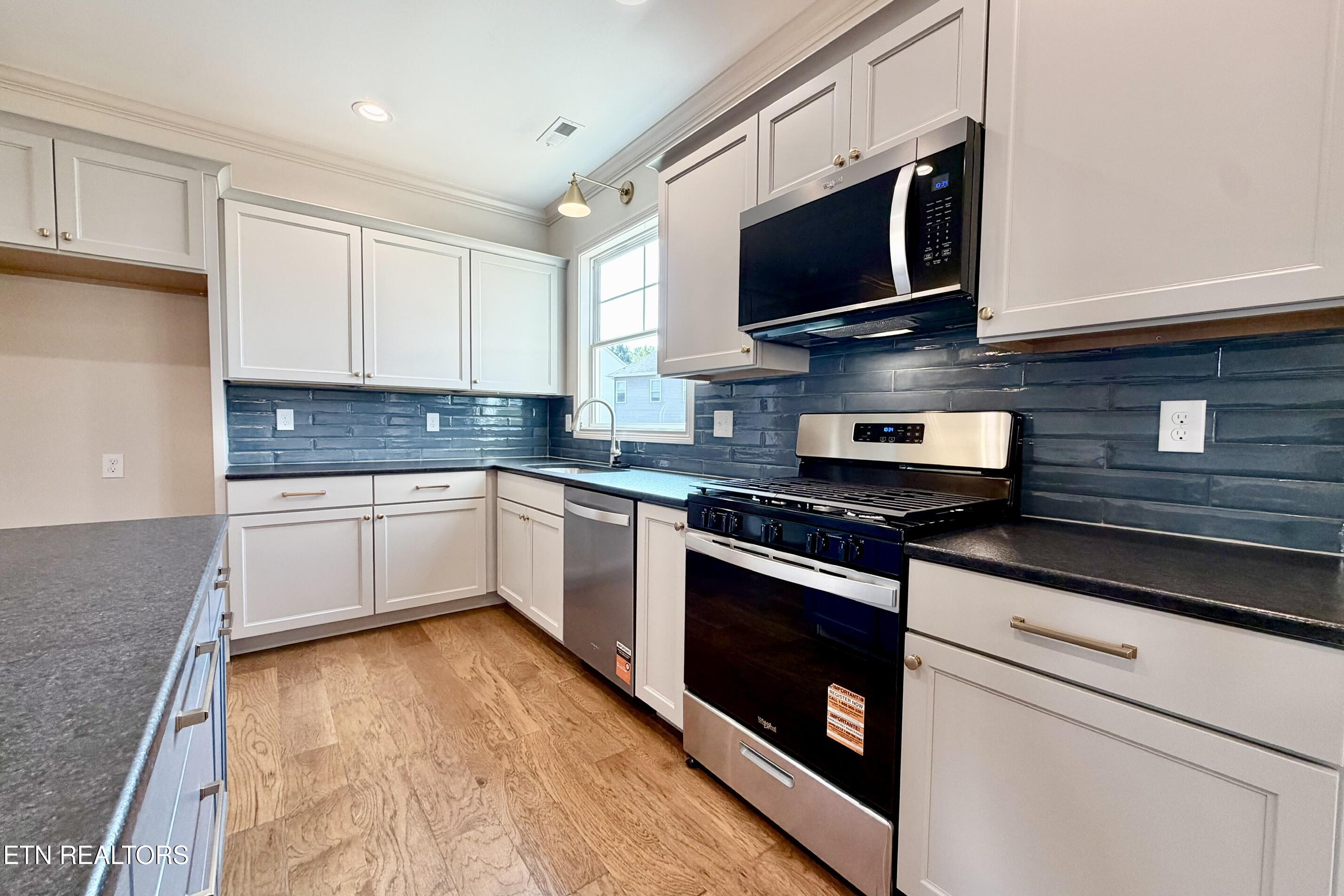 8906 Queensdale Lane Knoxville TN 37924