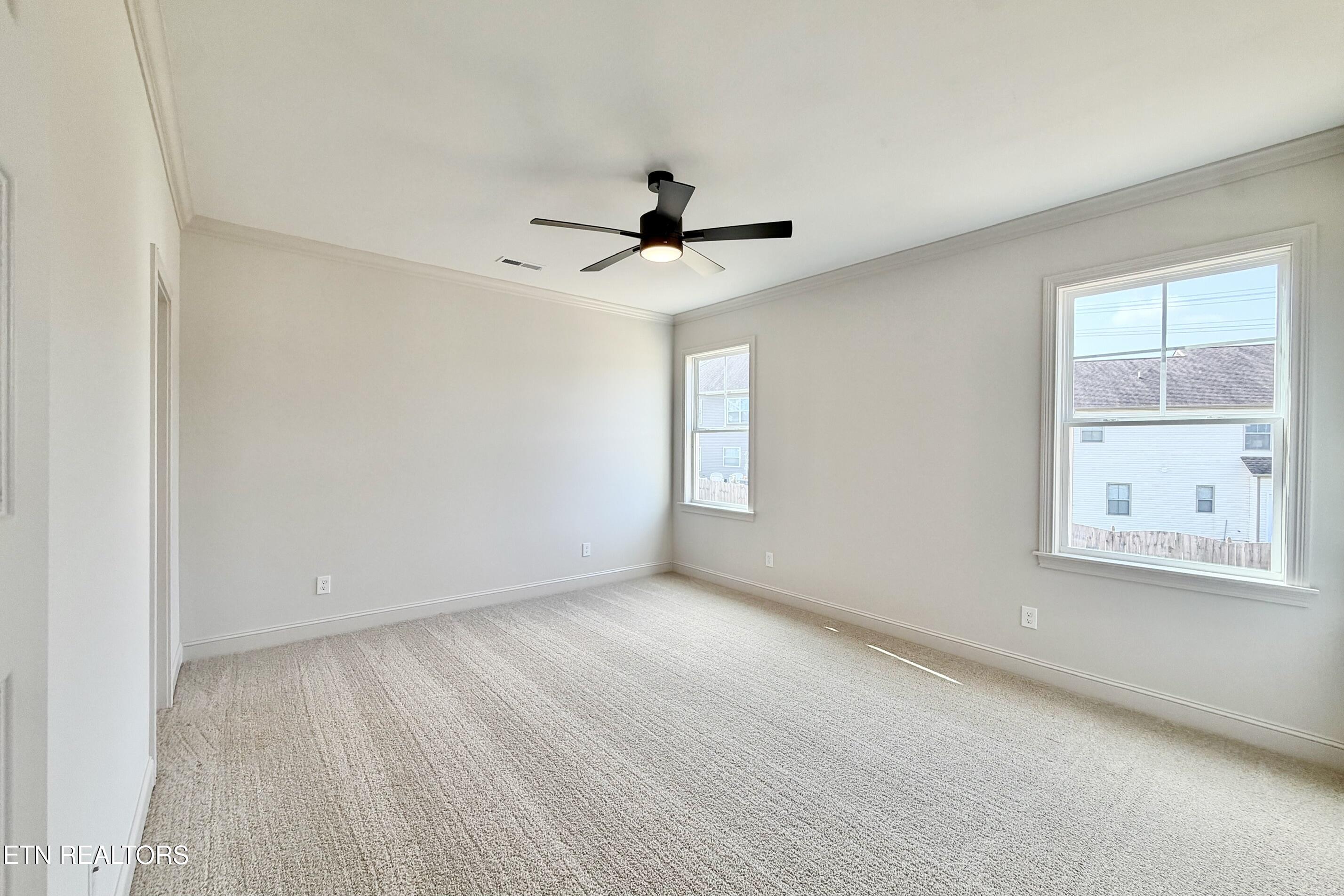 8906 Queensdale Lane Knoxville TN 37924