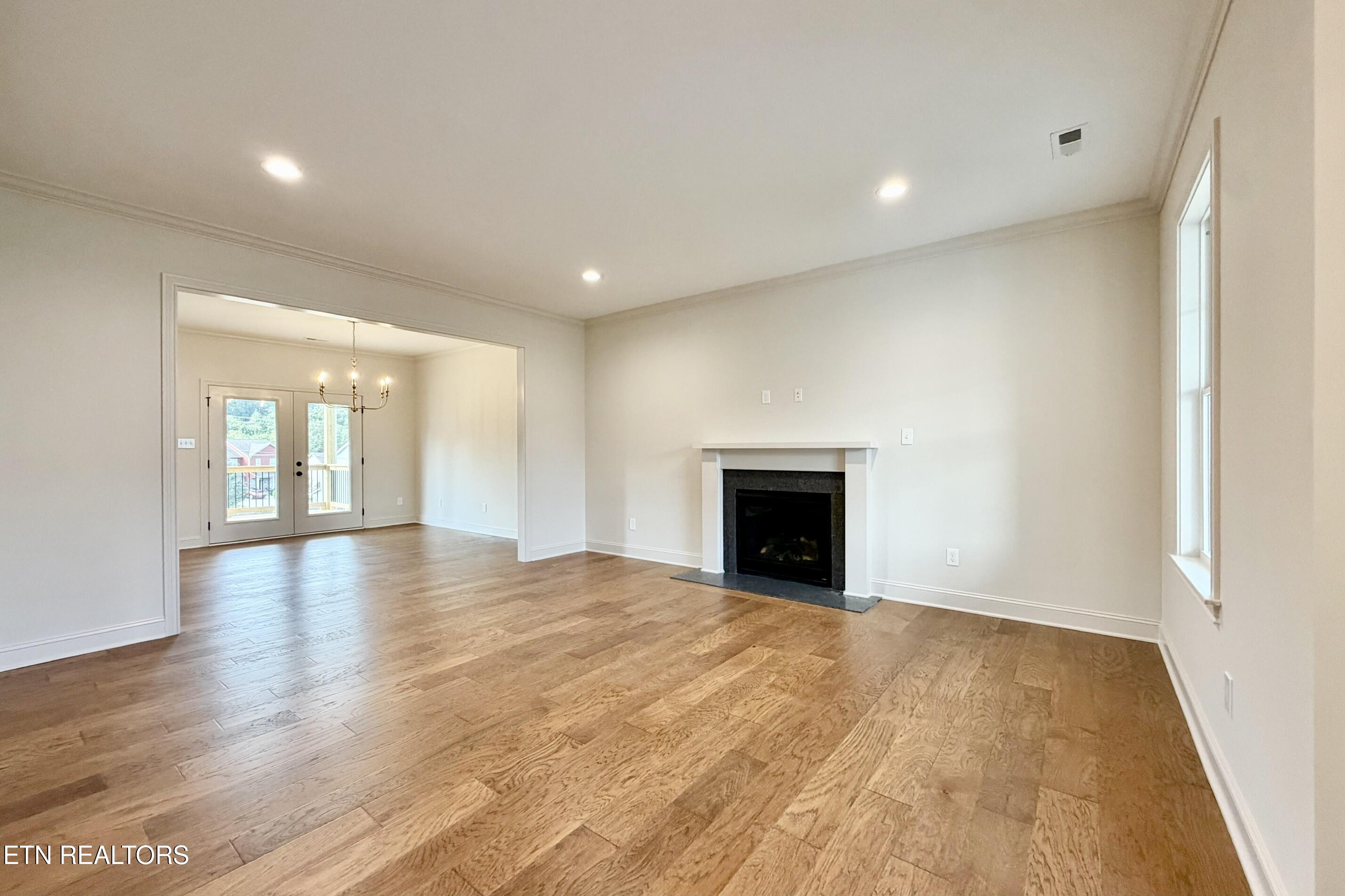 8906 Queensdale Lane Knoxville TN 37924