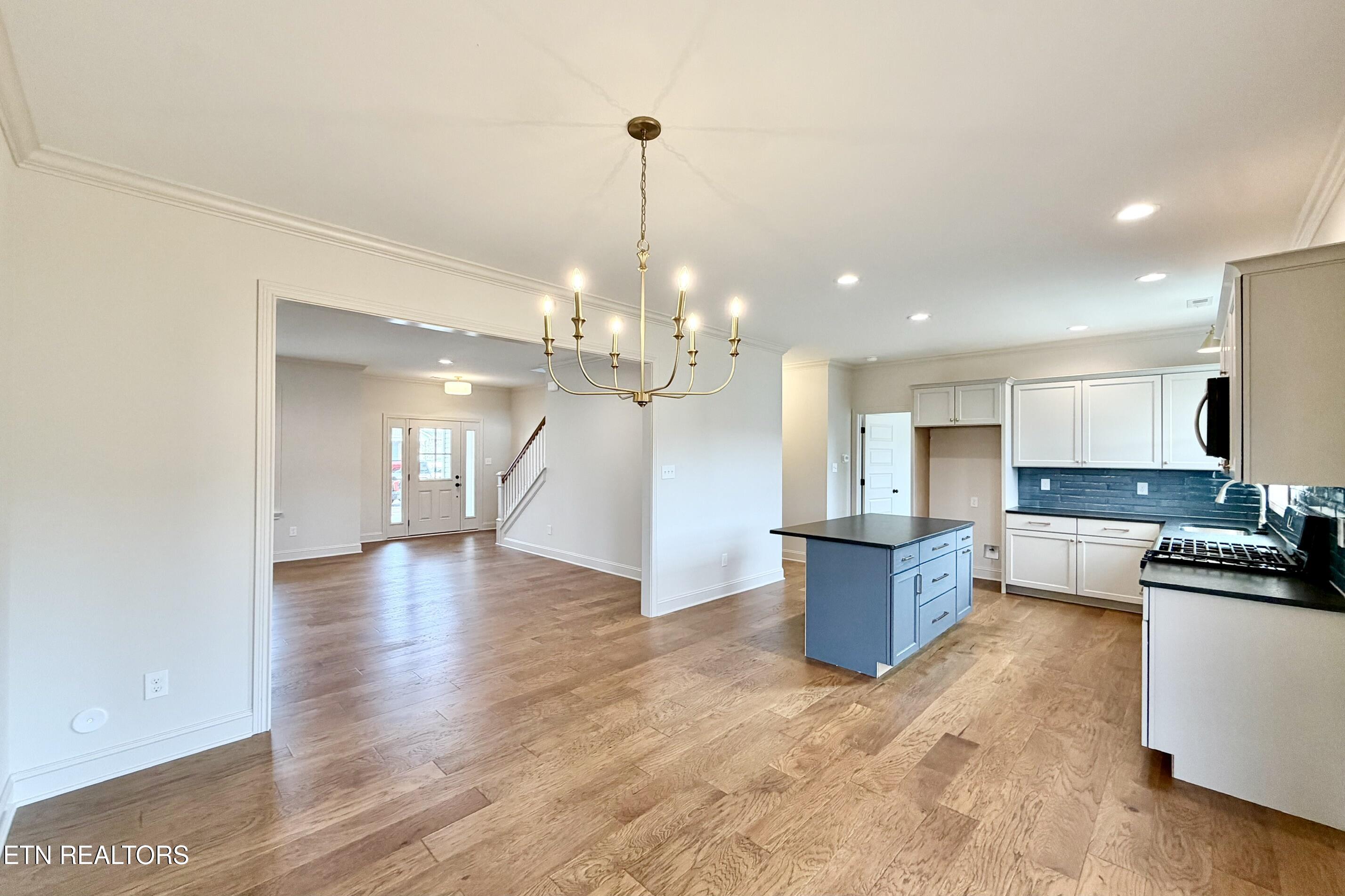8906 Queensdale Lane Knoxville TN 37924