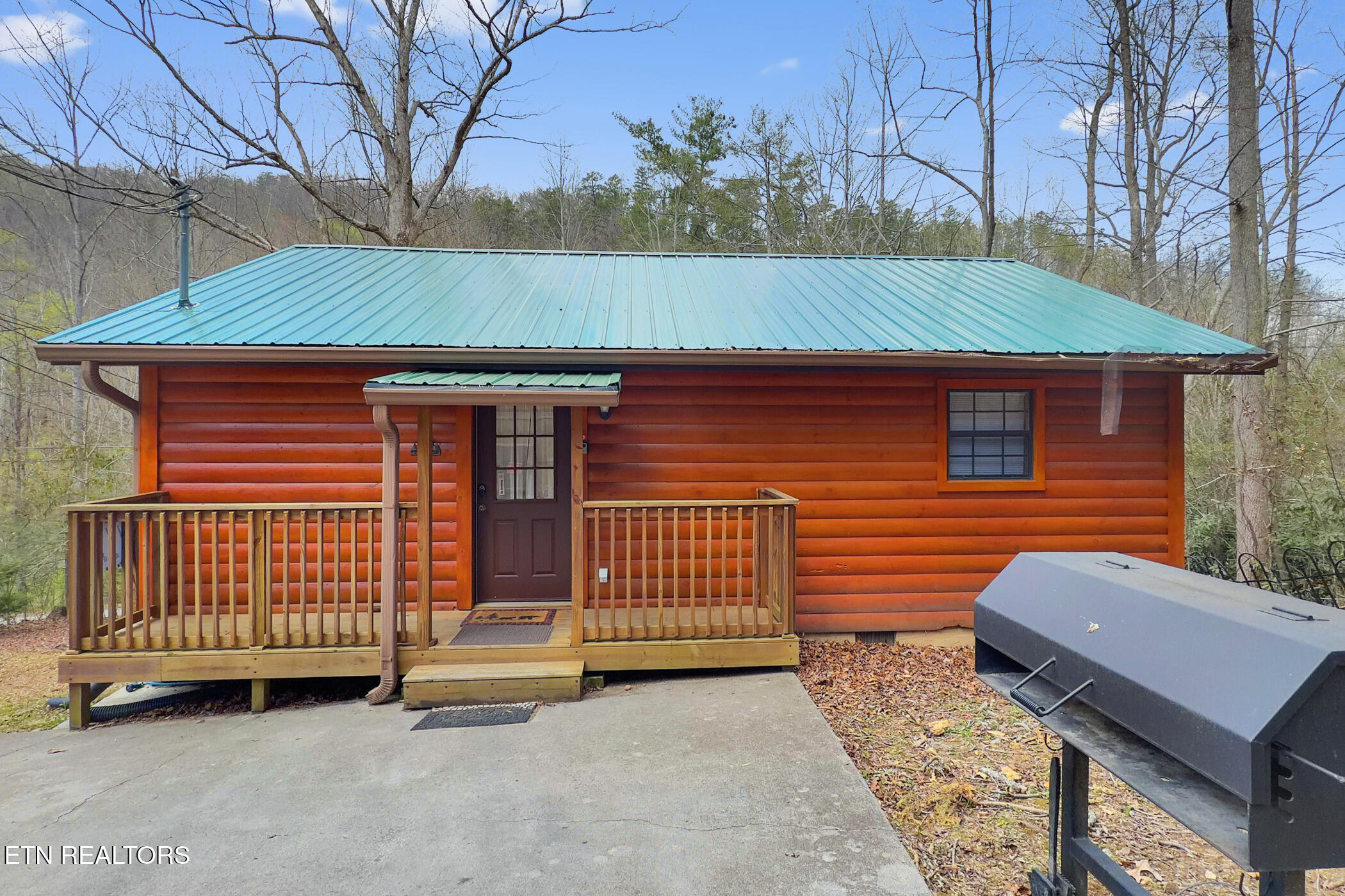 2230 Cove Creek Drive Sevierville TN 37862