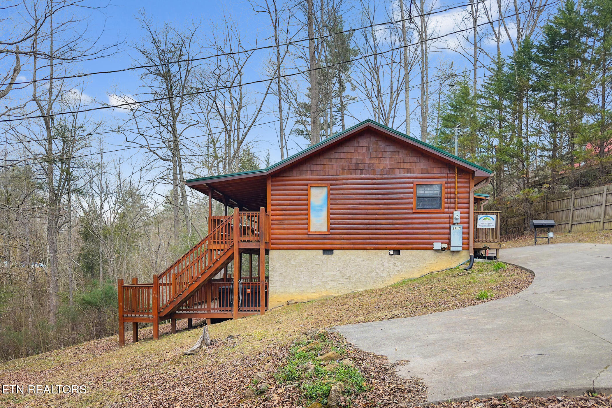 2230 Cove Creek Drive Sevierville TN 37862