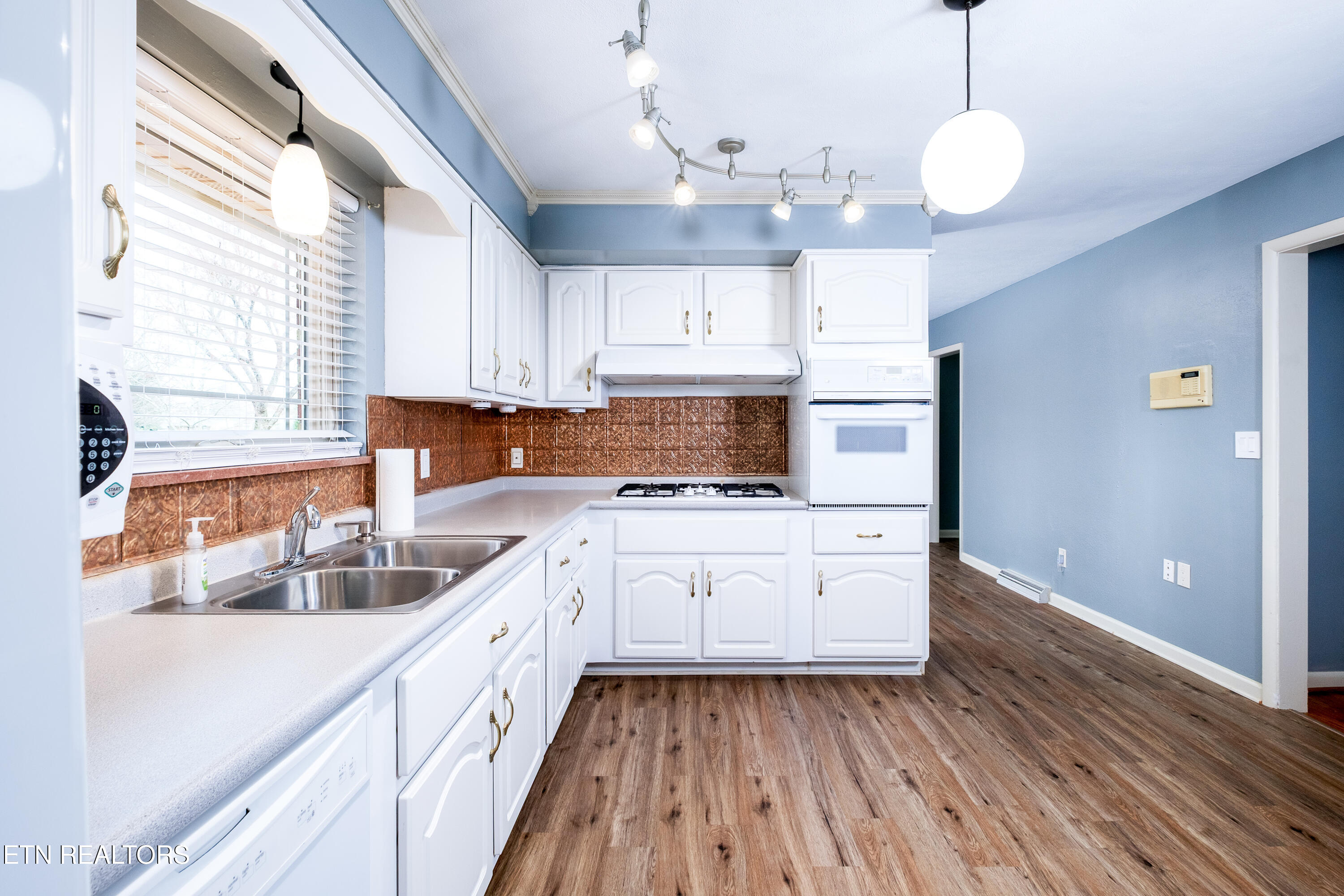 1821 Russell Street Morristown TN 37813