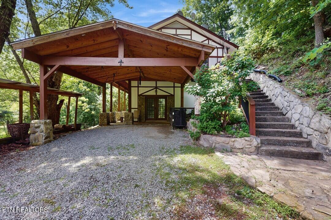 3132 Hatcher Top Road Sevierville TN 37862