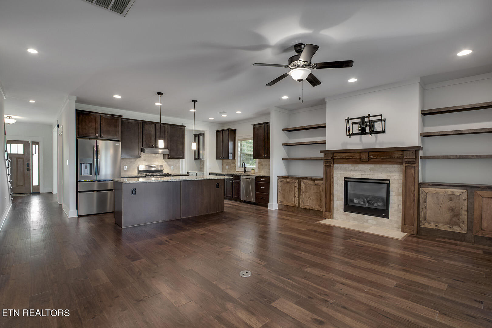 484 Bobcat Run Drive Loudon TN 37774