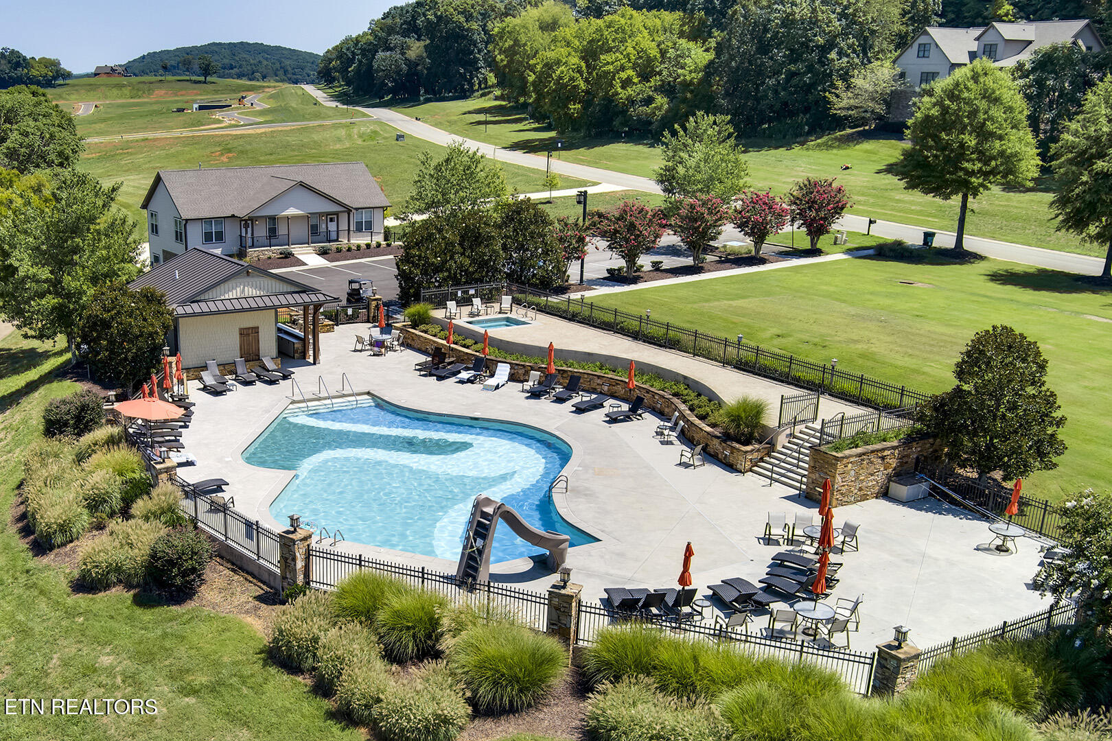 484 Bobcat Run Drive Loudon TN 37774