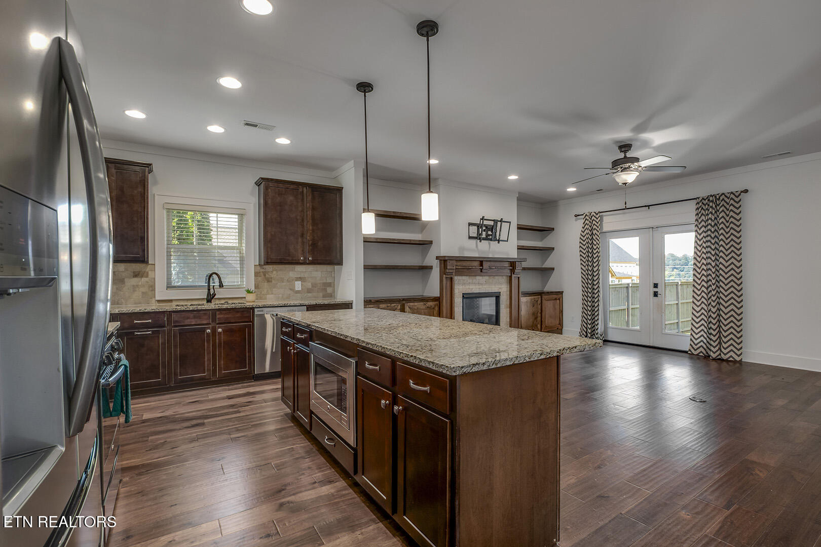 484 Bobcat Run Drive Loudon TN 37774
