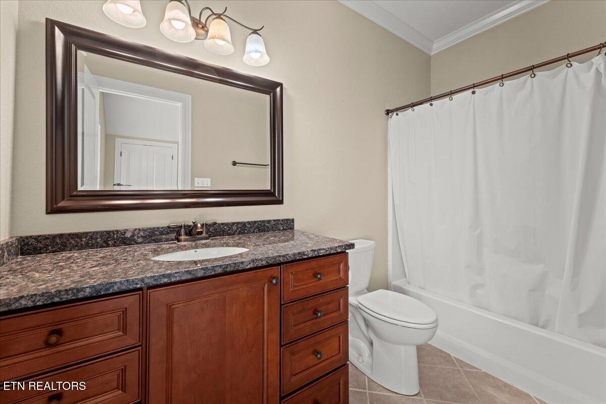 1076 Britts Drive Lenoir City TN 37772
