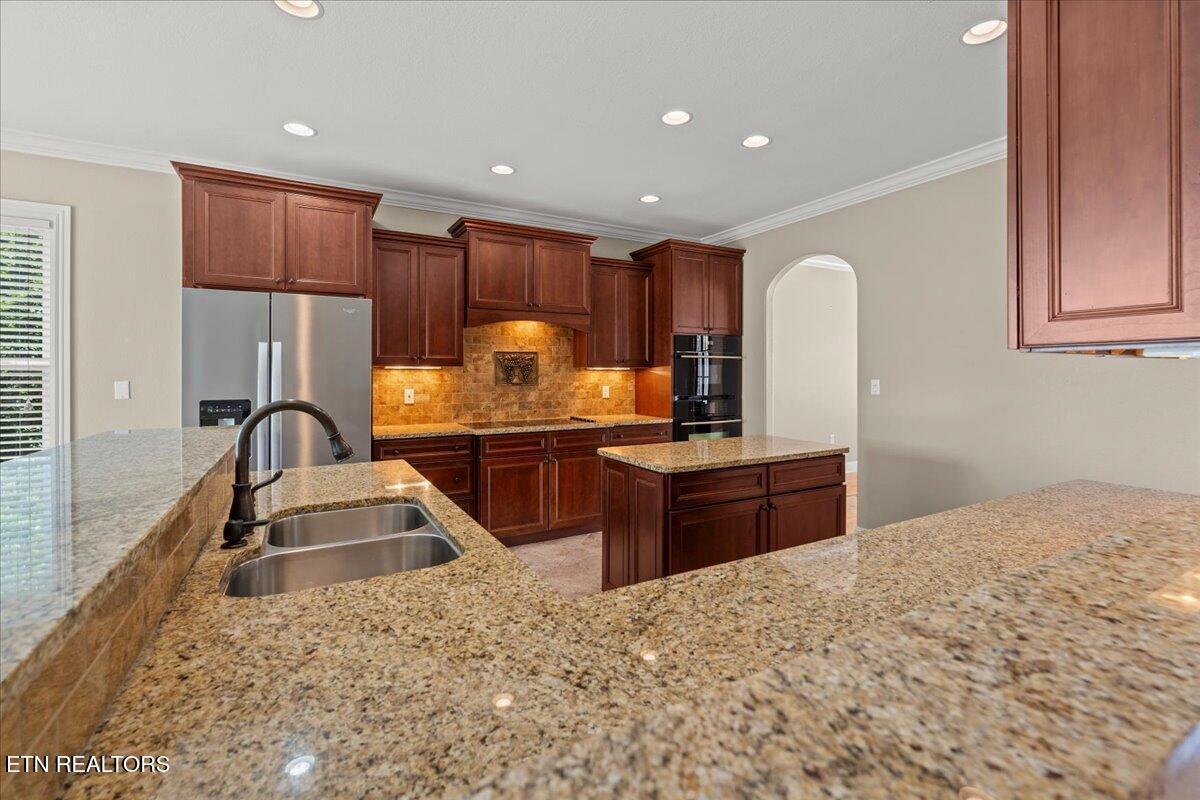 1076 Britts Drive Lenoir City TN 37772