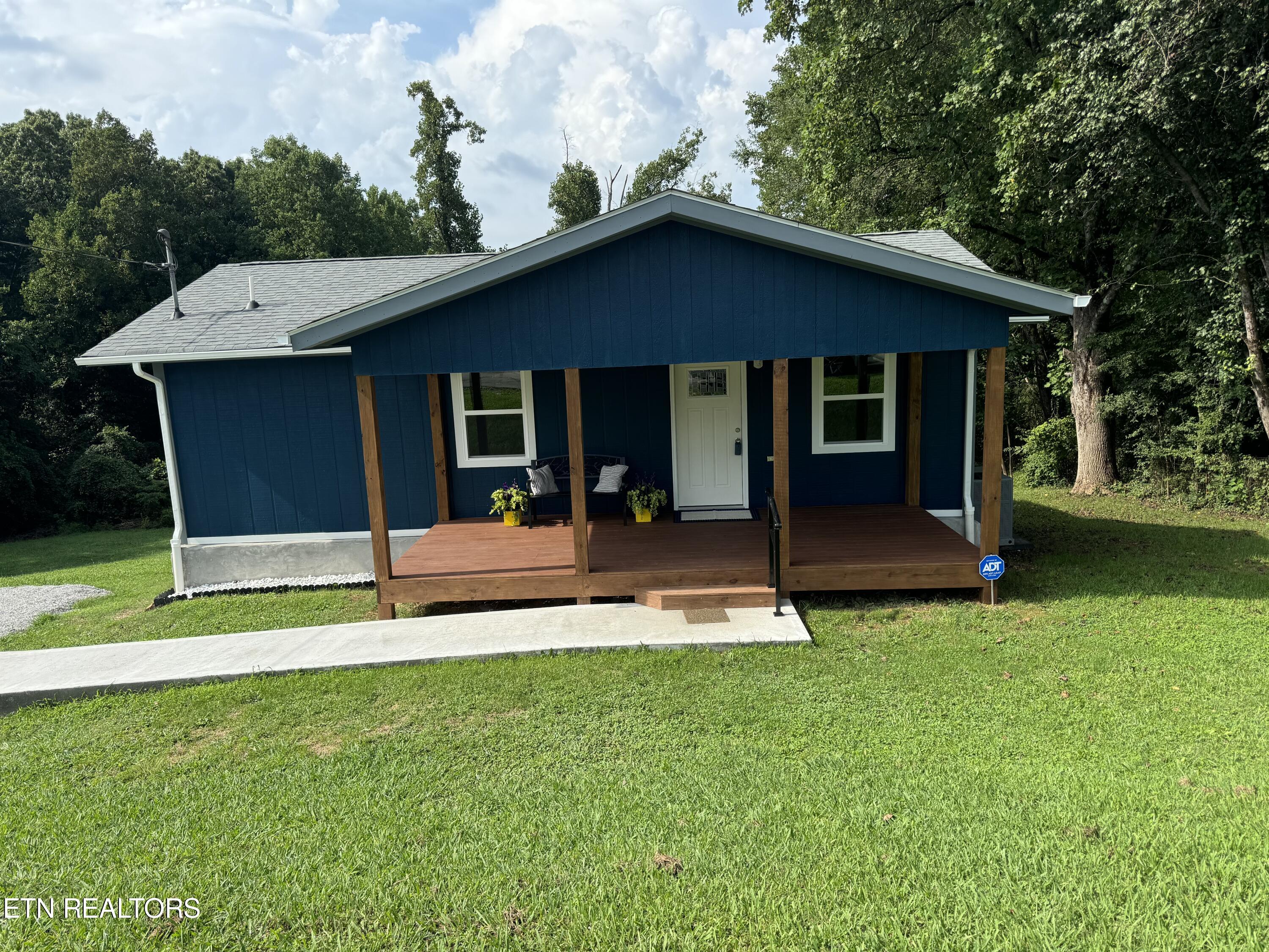 243 Jarnigan Chapel Road Clinton TN 37716