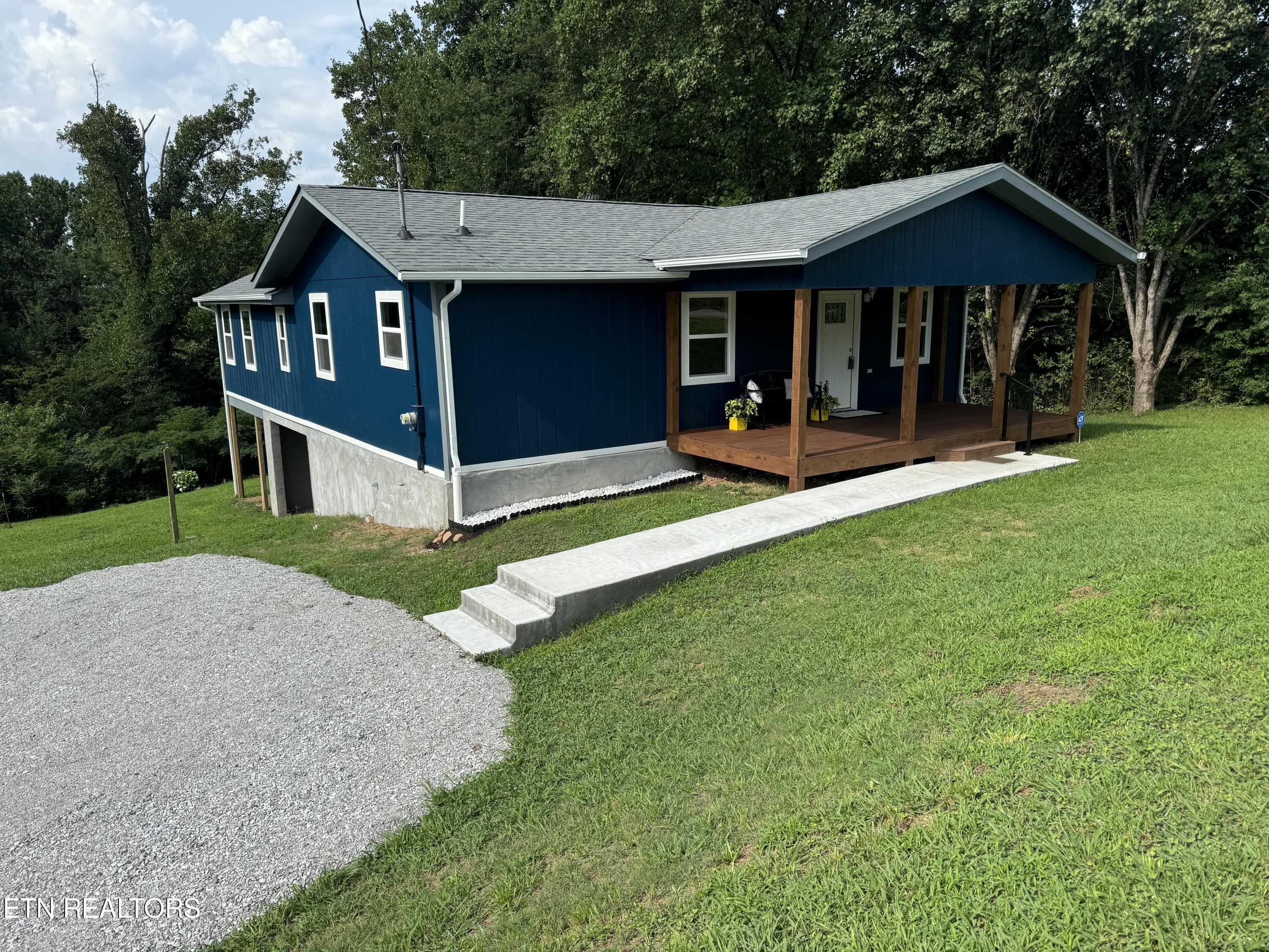 243 Jarnigan Chapel Road Clinton TN 37716