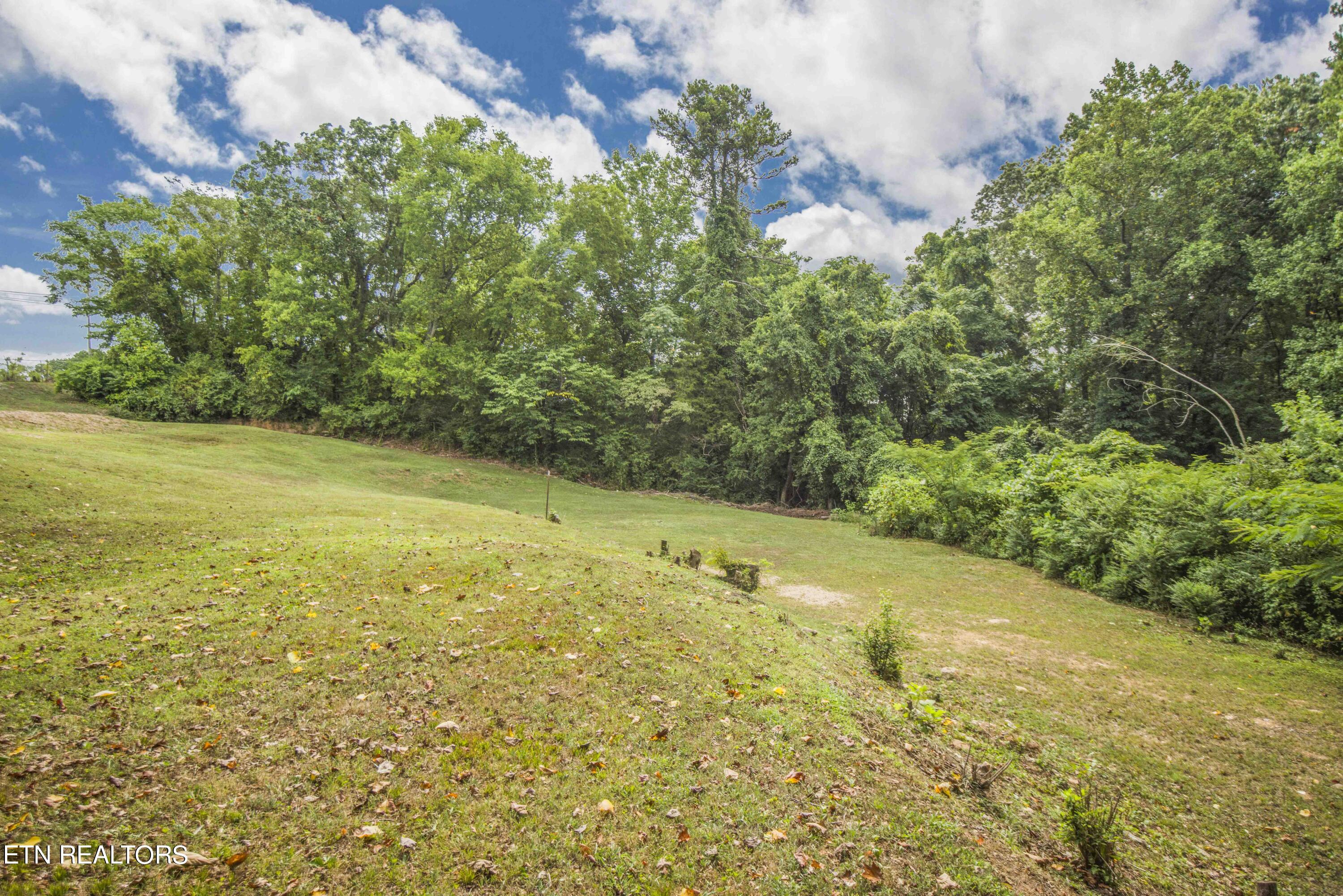 243 Jarnigan Chapel Road Clinton TN 37716