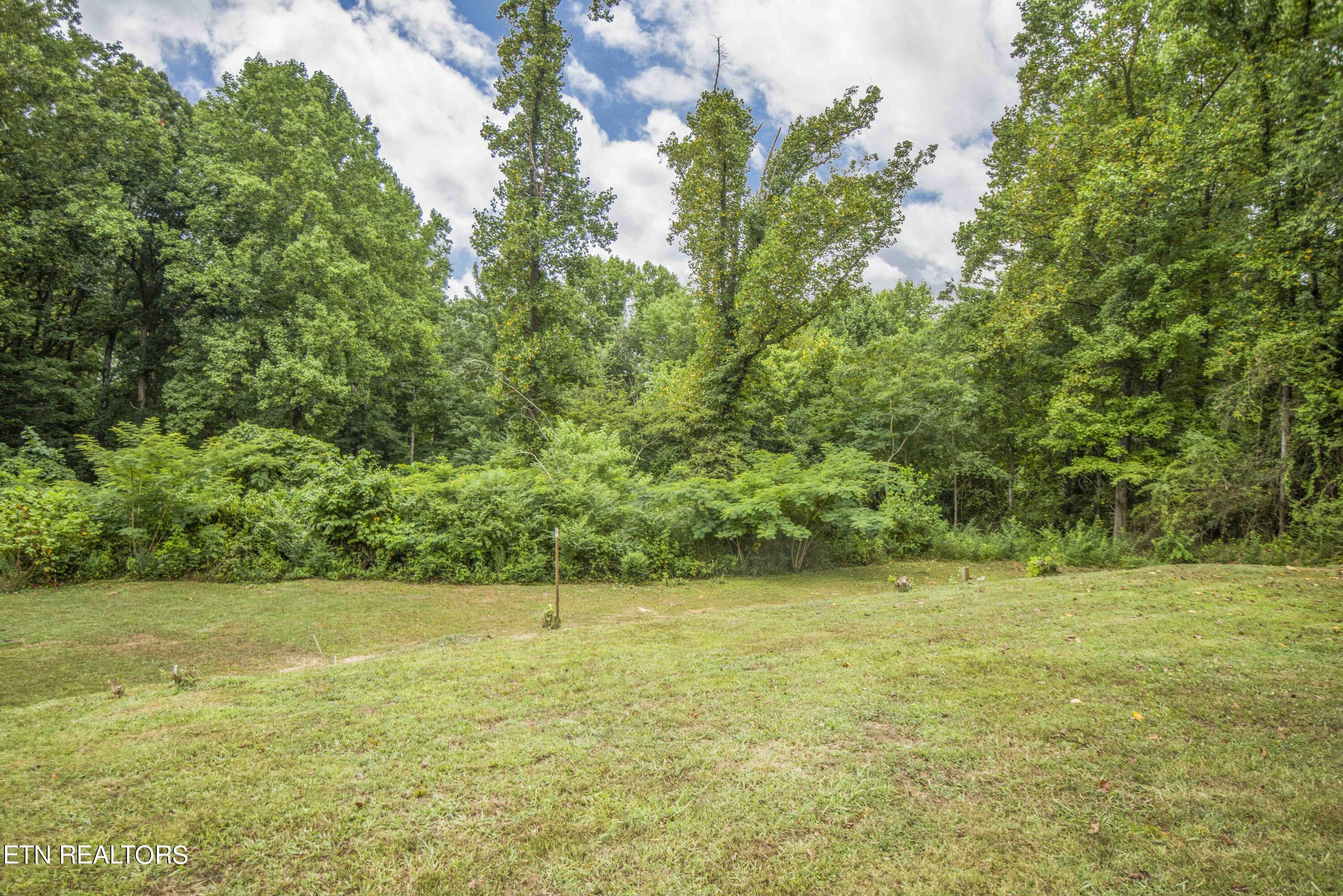 243 Jarnigan Chapel Road Clinton TN 37716