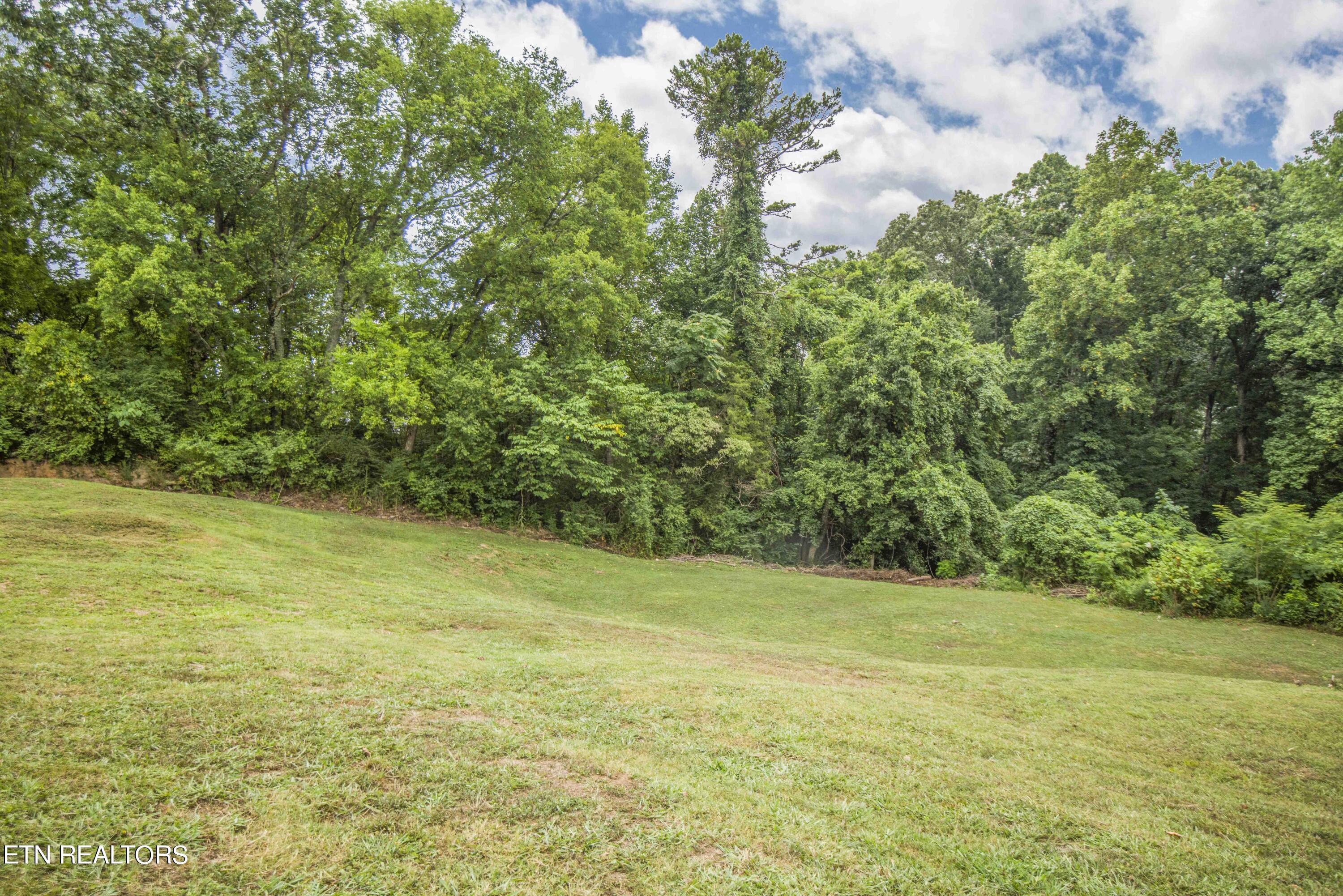 243 Jarnigan Chapel Road Clinton TN 37716