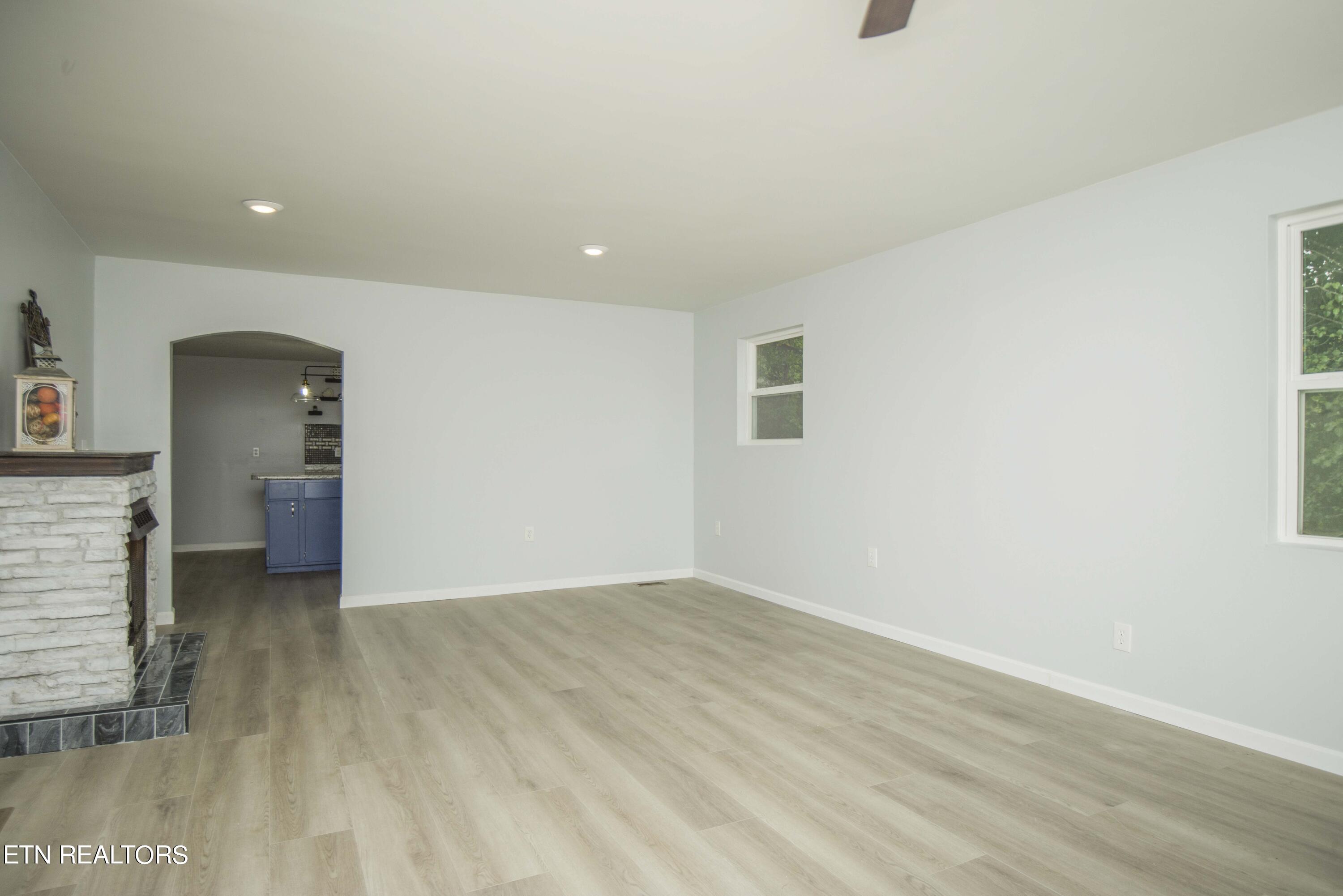 243 Jarnigan Chapel Road Clinton TN 37716
